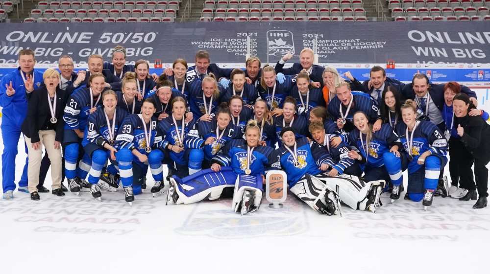 IIHF Finns Beat Switzerland For Bronze