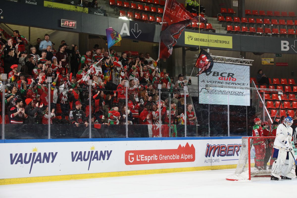 Iihf Gallery Iihf Continental Cup Group E Cardiff Devils Vs