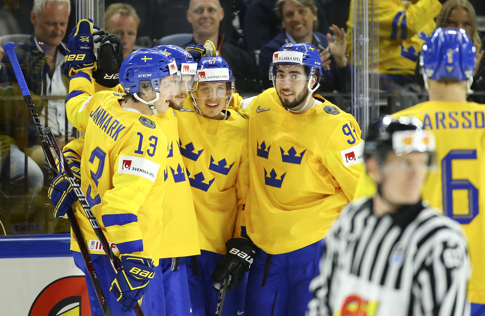 IIHF - Gallery: Sweden vs. Austria