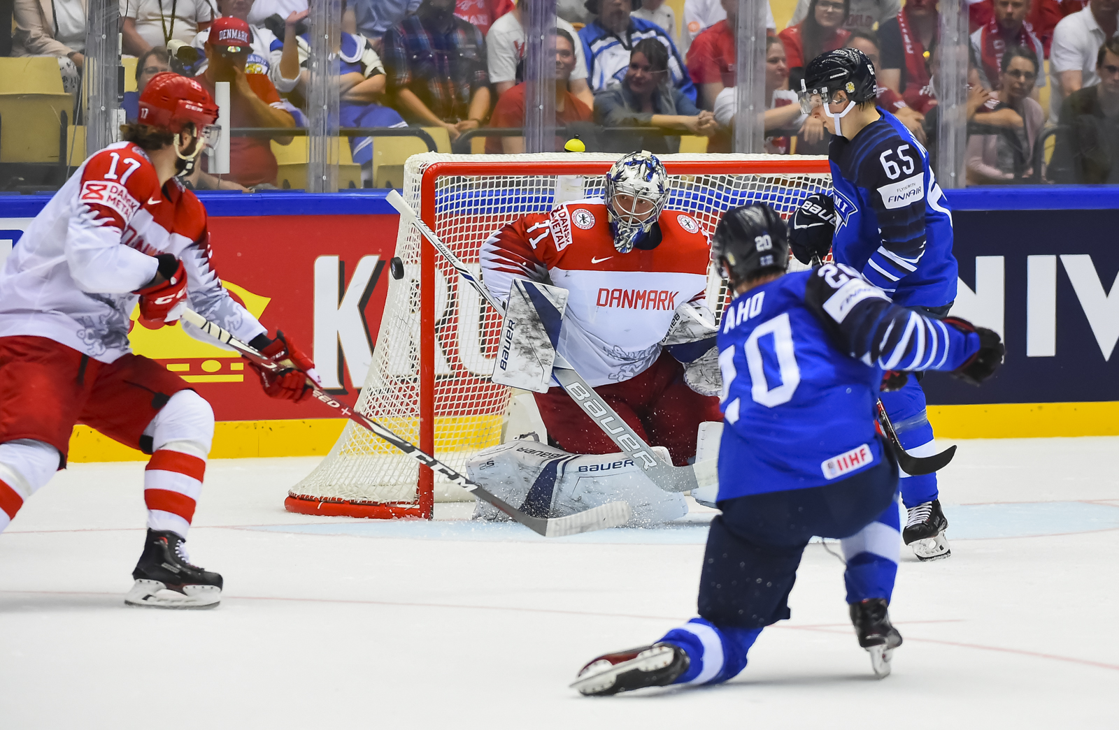 IIHF - Denmark stuns Finland