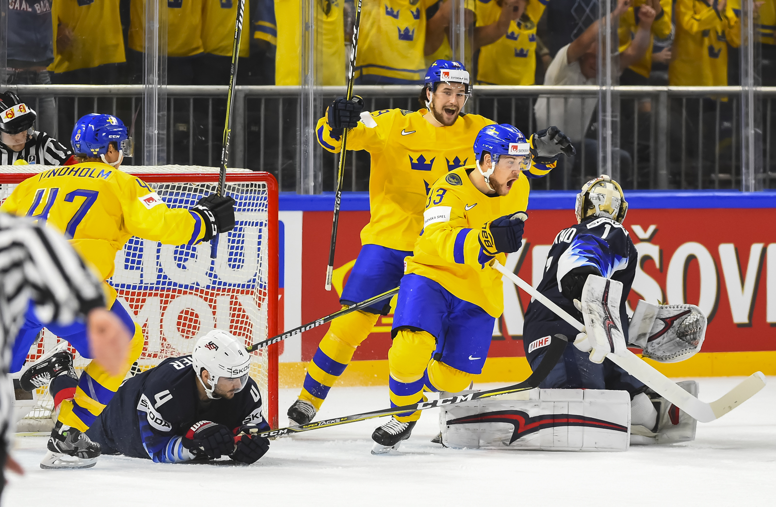 IIHF Gallery Sweden vs. USA (SF)