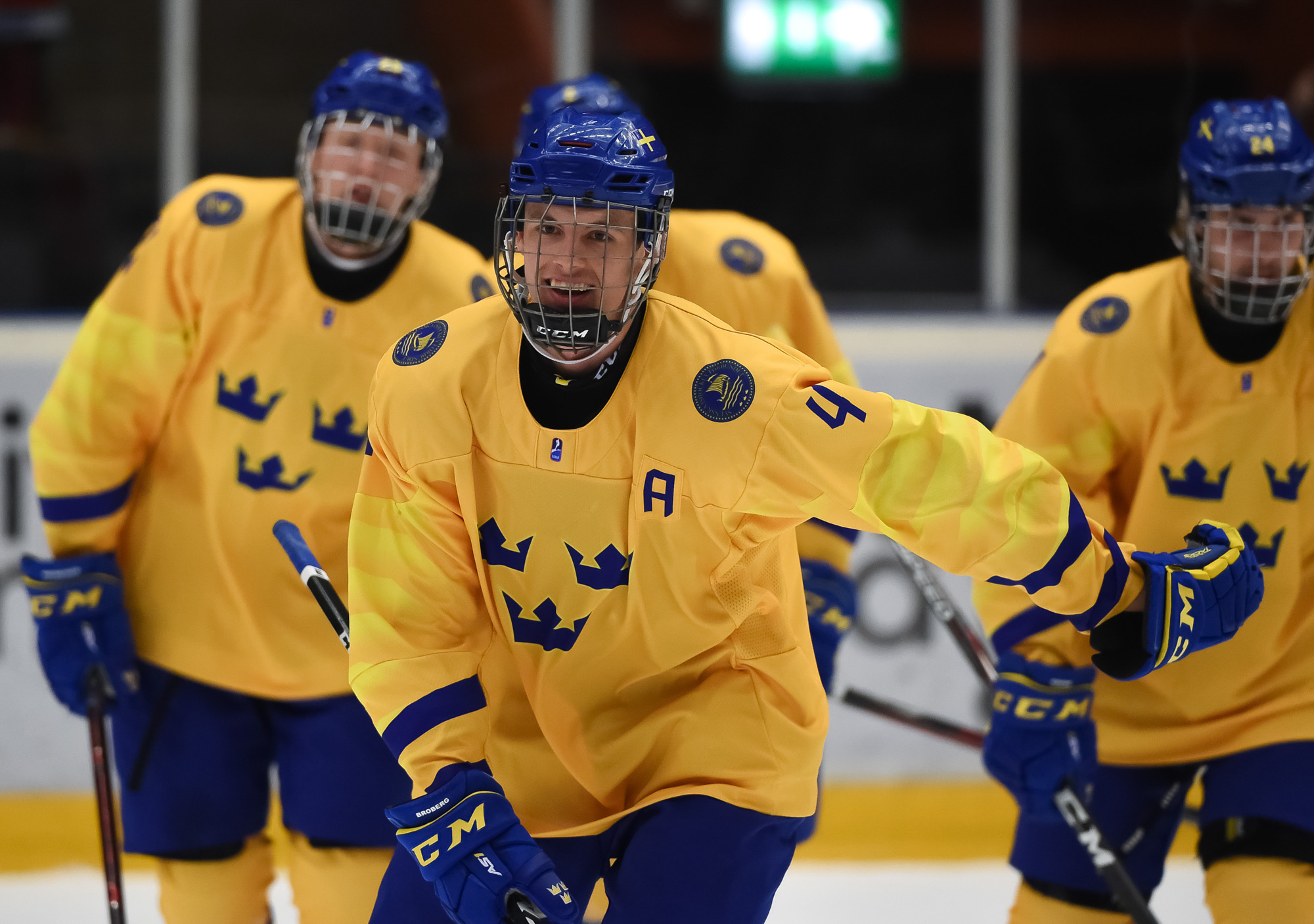 IIHF Gallery Canada vs. Sweden (SF) 2019 IIHF Ice Hockey U18 World