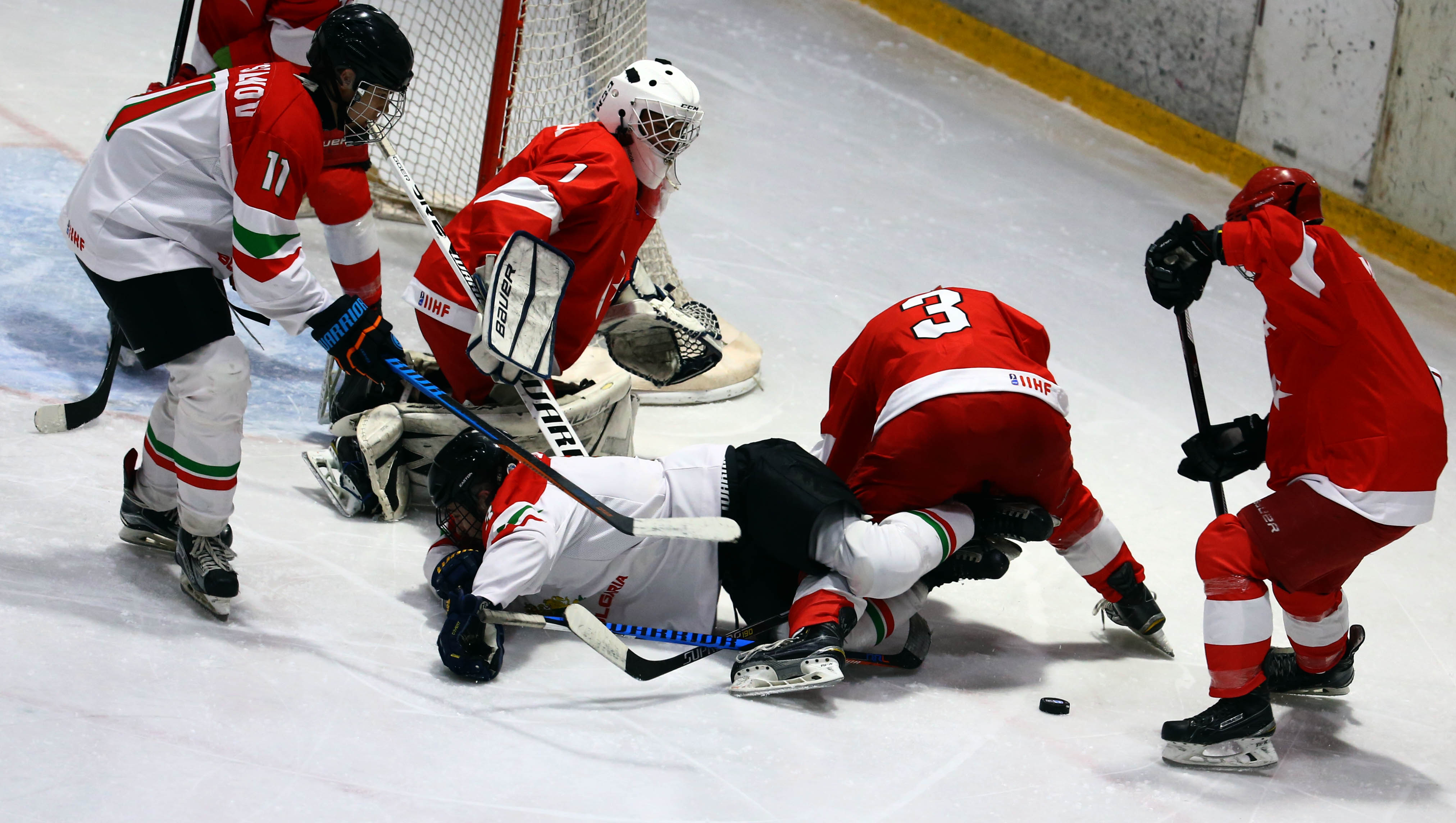 IIHF - Historic Gold For Bulgaria U18