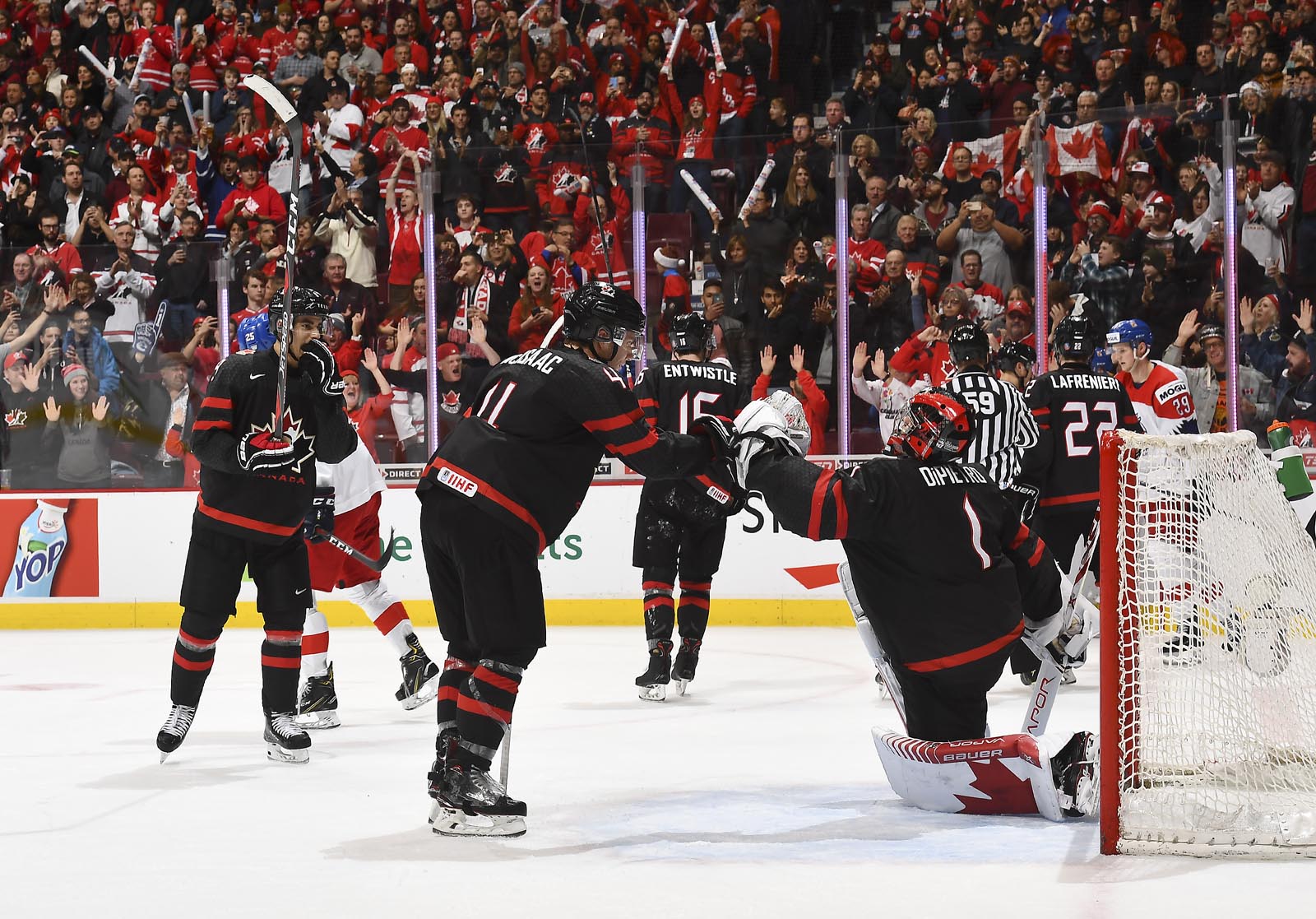 IIHF Gallery Canada vs. Czech Republic (2019 IIHF WJC)