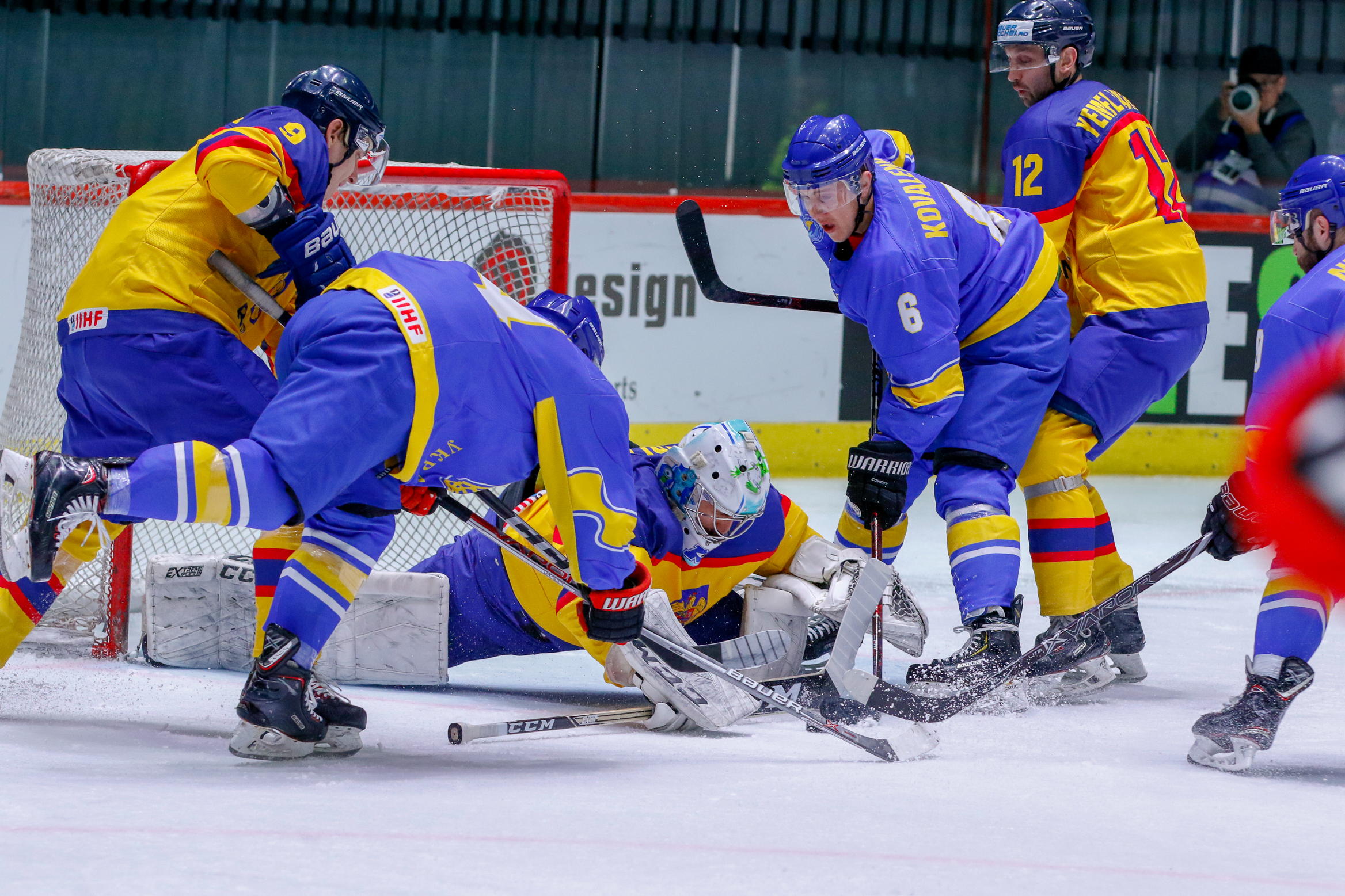 IIHF - Gallery: Ukraine vs. Romania - 2019 IIHF Ice Hockey World