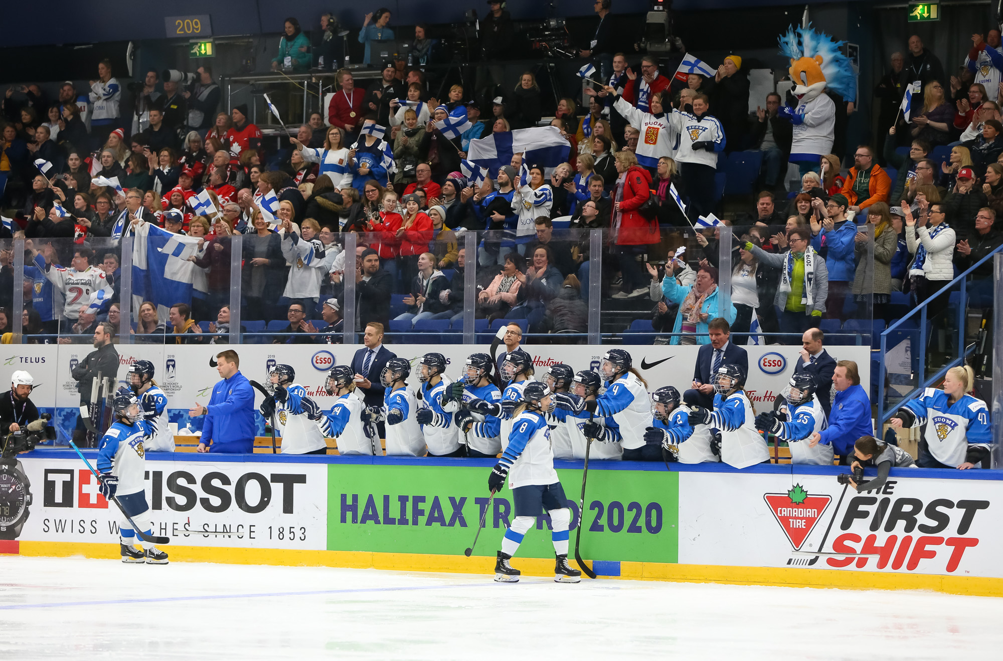 IIHF - Gabel Lifts Canada Over Finns