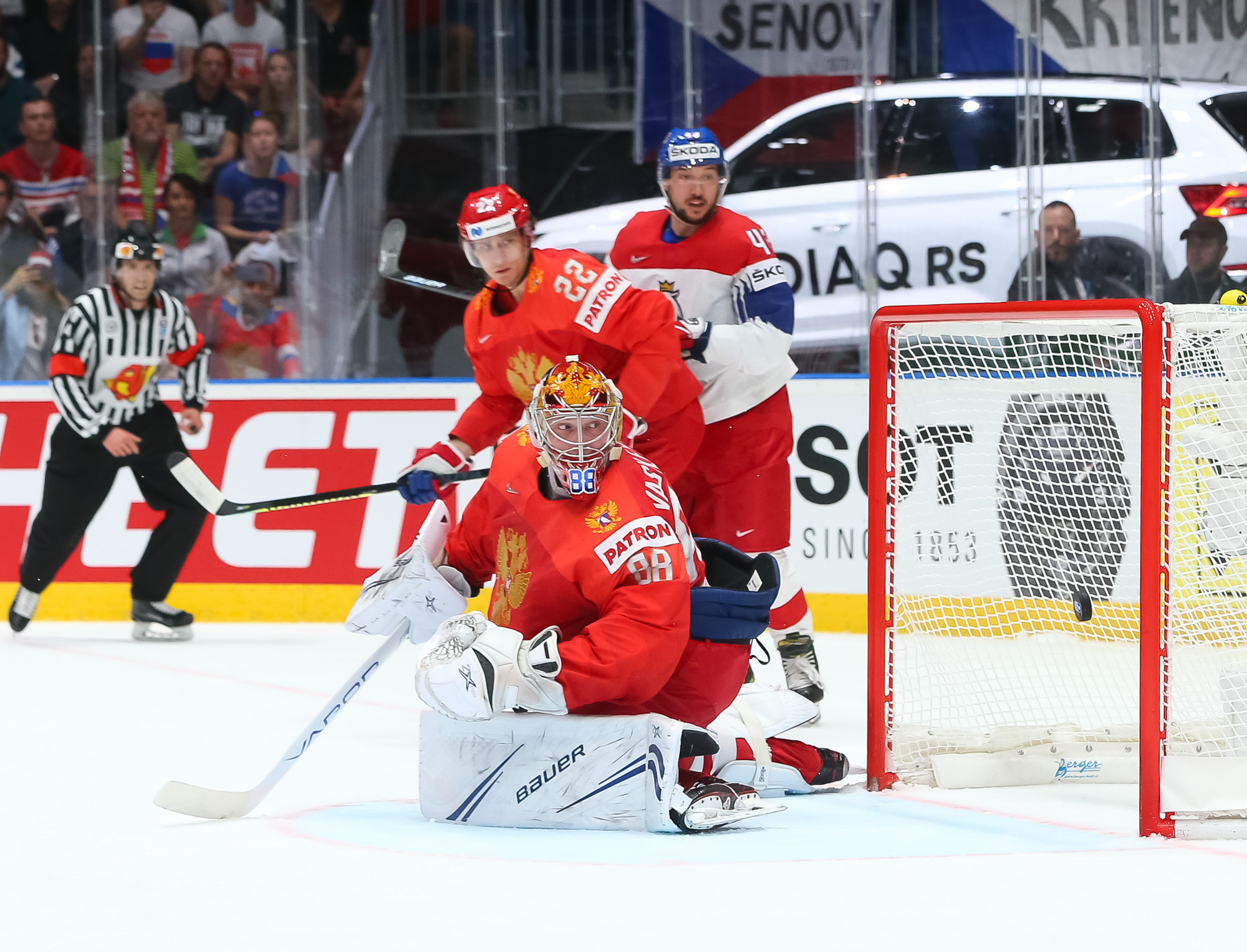 IIHF - Russia Shoots Down Czechs For Bronze