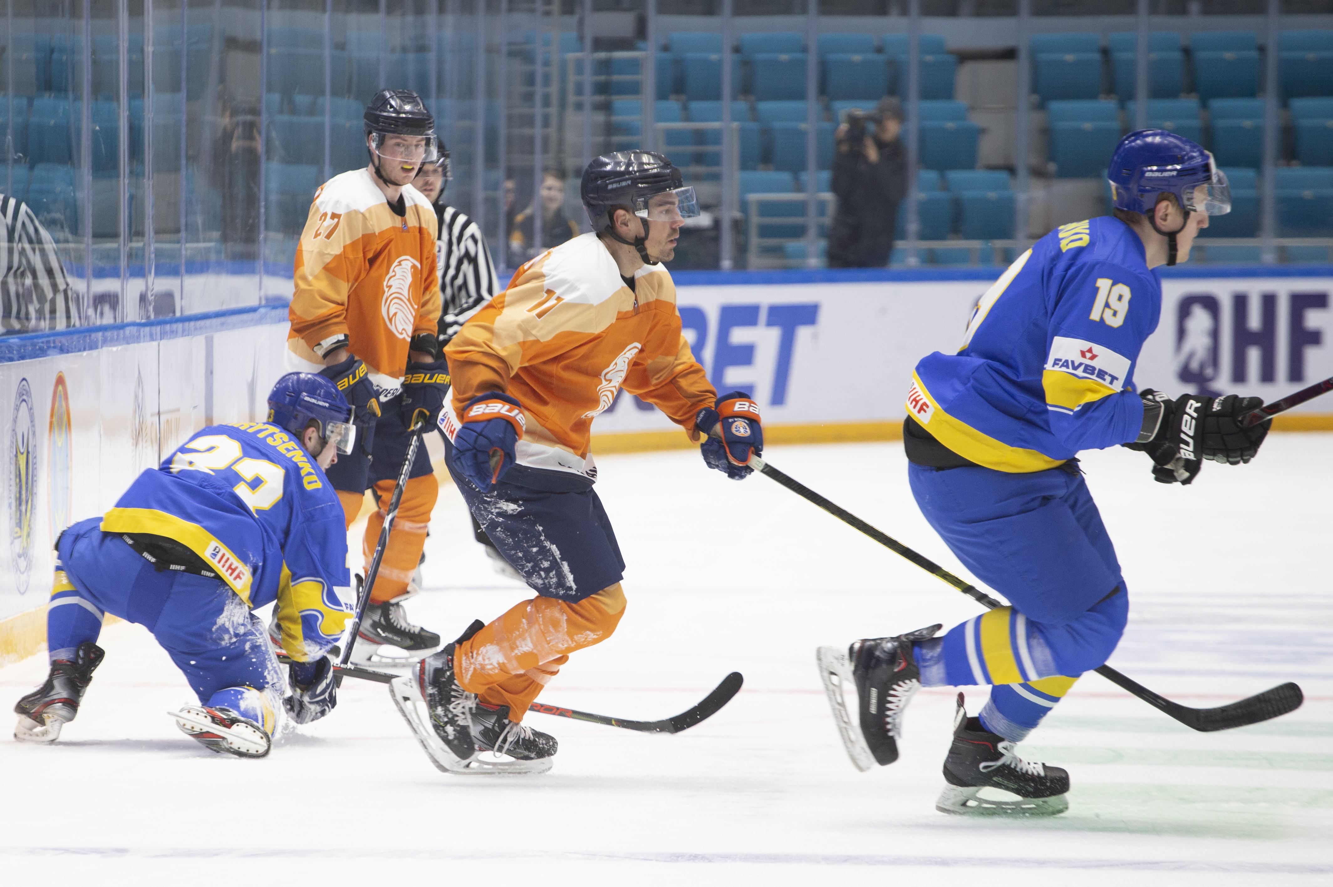 IIHF - Gallery: Netherlands vs. Ukraine - 2020 Men's Olympic