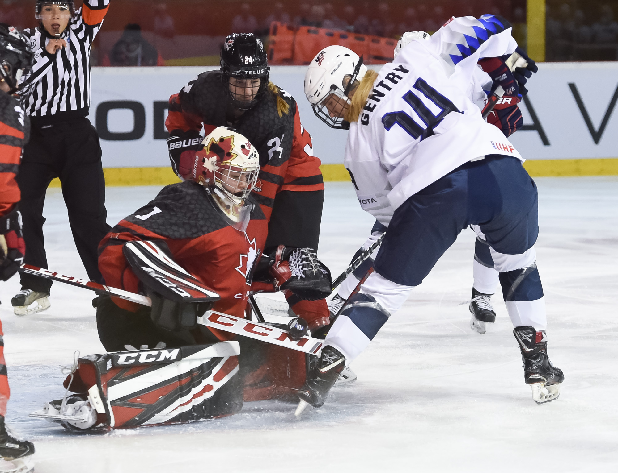 IIHF - Gallery: Canada vs. USA - 2020 IIHF Ice Hockey U18 Women's World ...