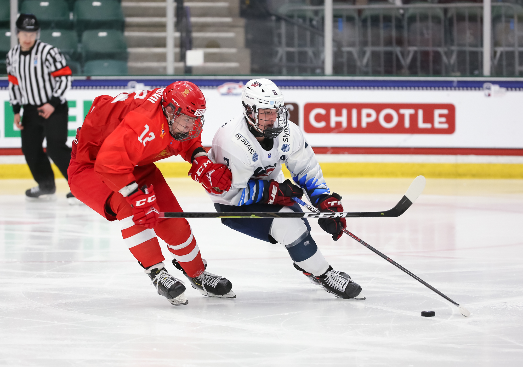 Тренер u18 сборная по хоккею