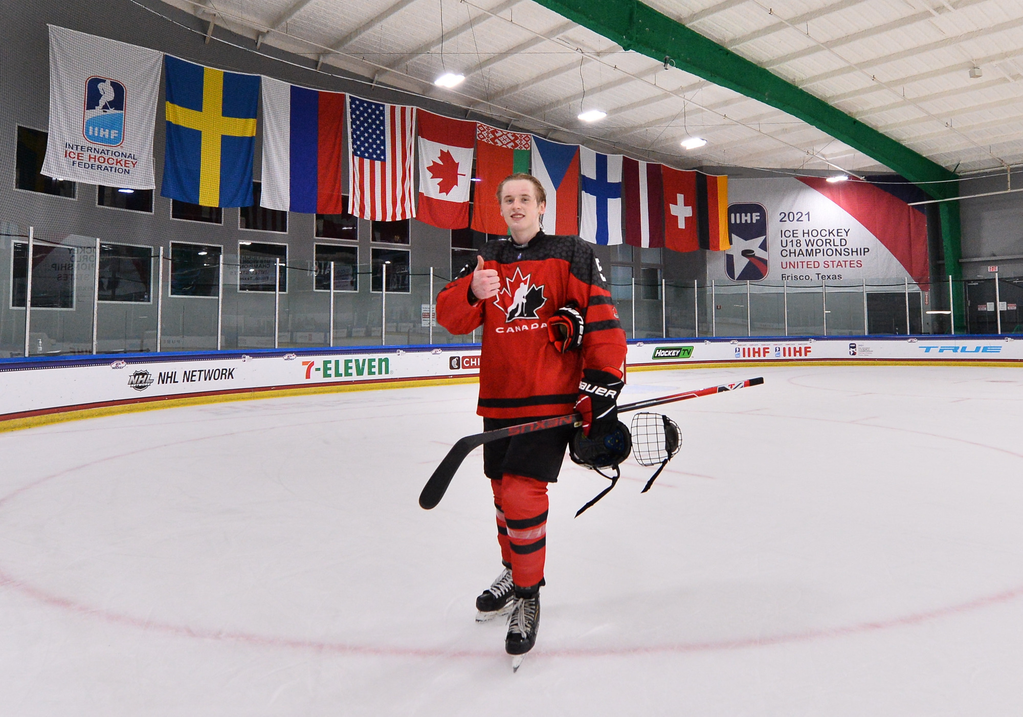IIHF - Gallery Sweden vs Canada