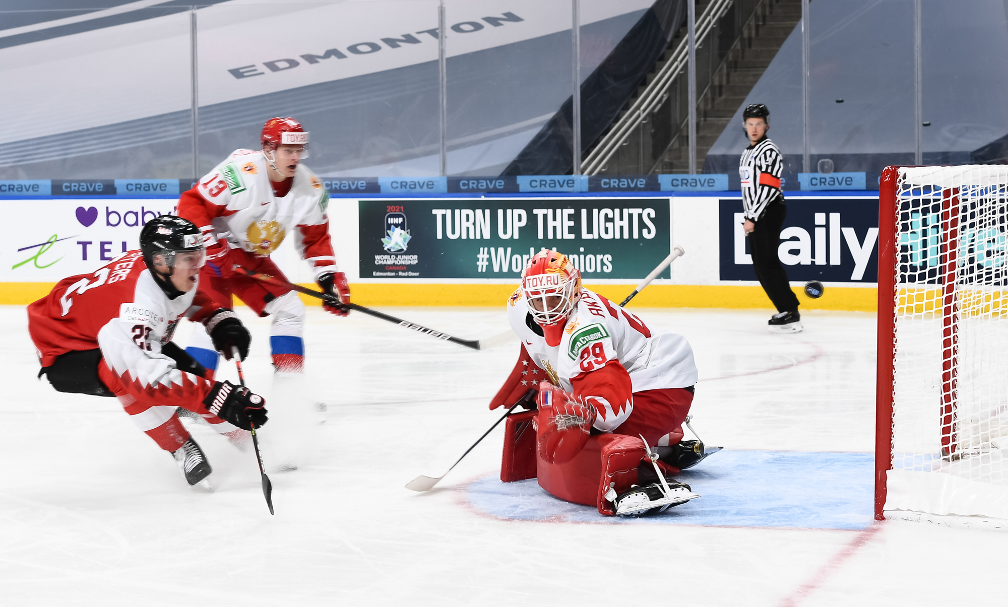 IIHF - Ponomaryov pots pair in Russian win