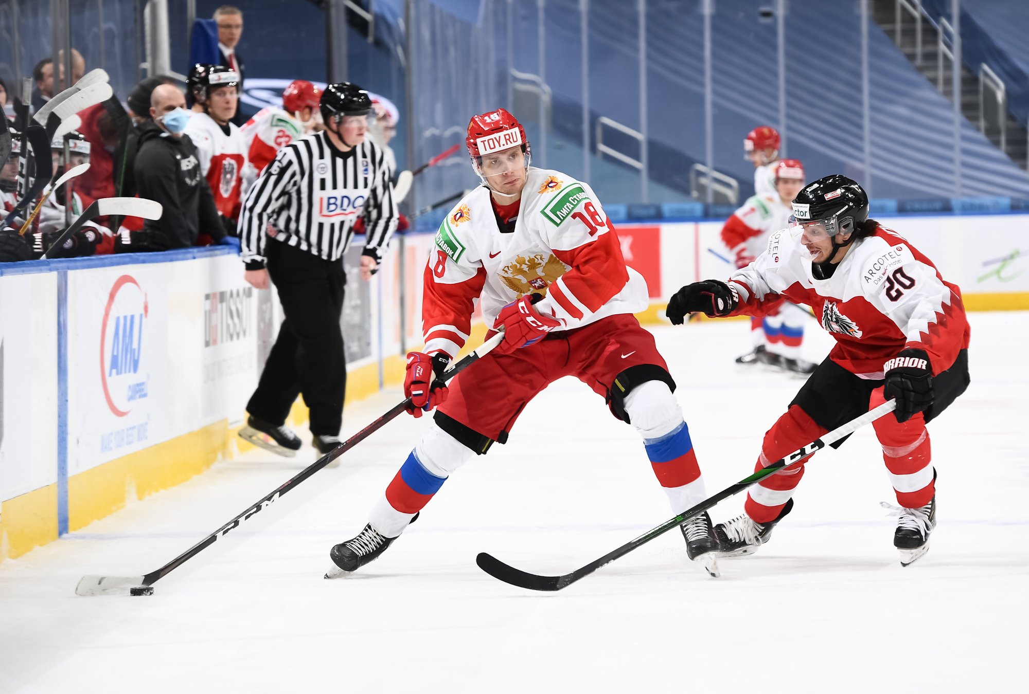 IIHF - Ponomaryov pots pair in Russian win