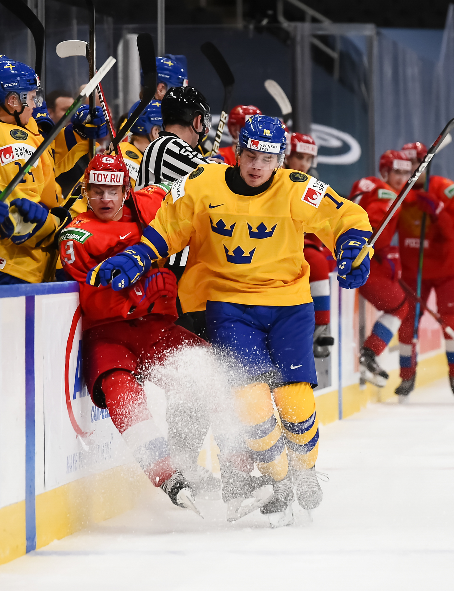 IIHF - Russia Ends Swedish Streak In OT