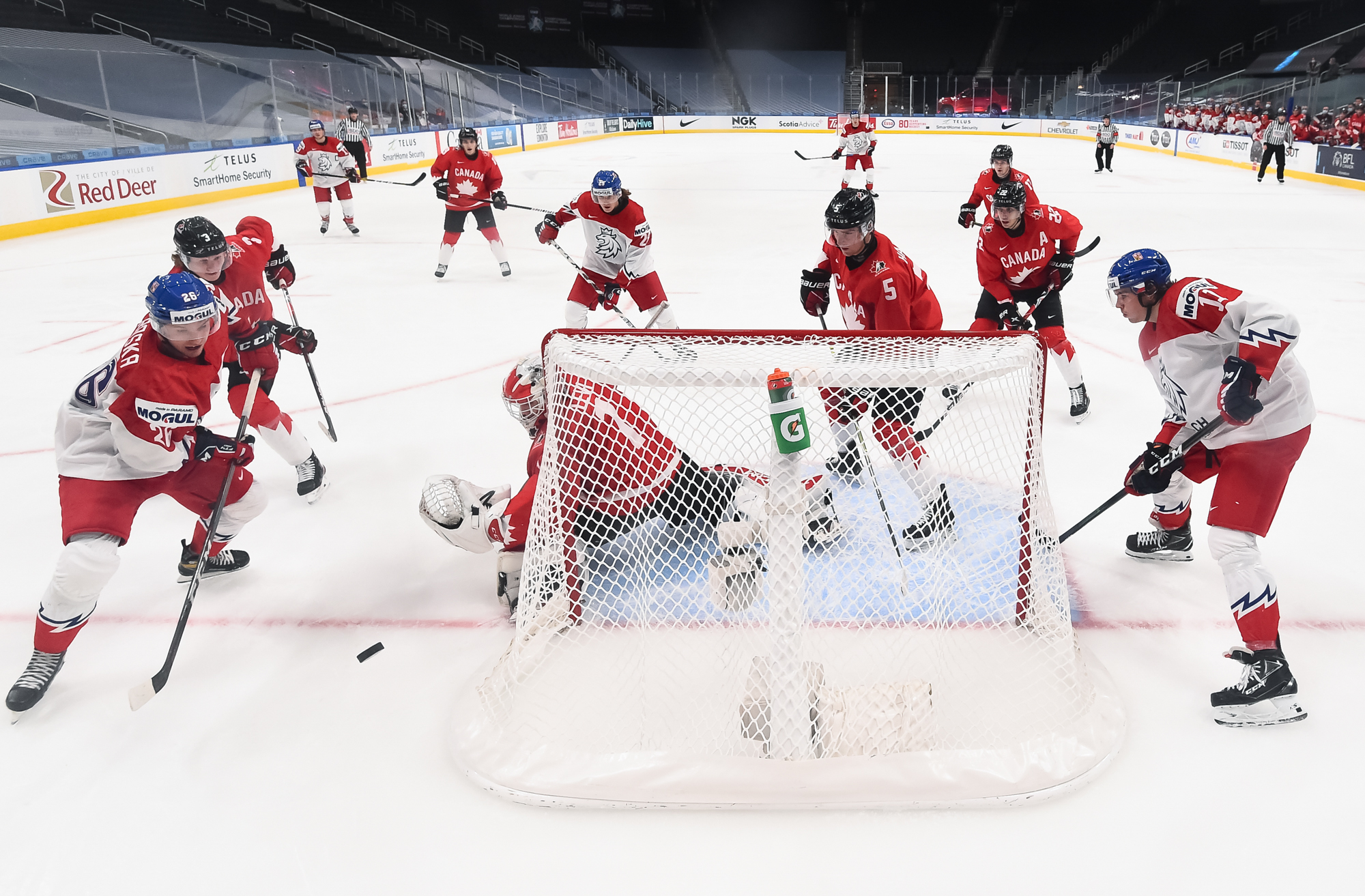 IIHF - Gallery Canada vs Czech Republic (QF)