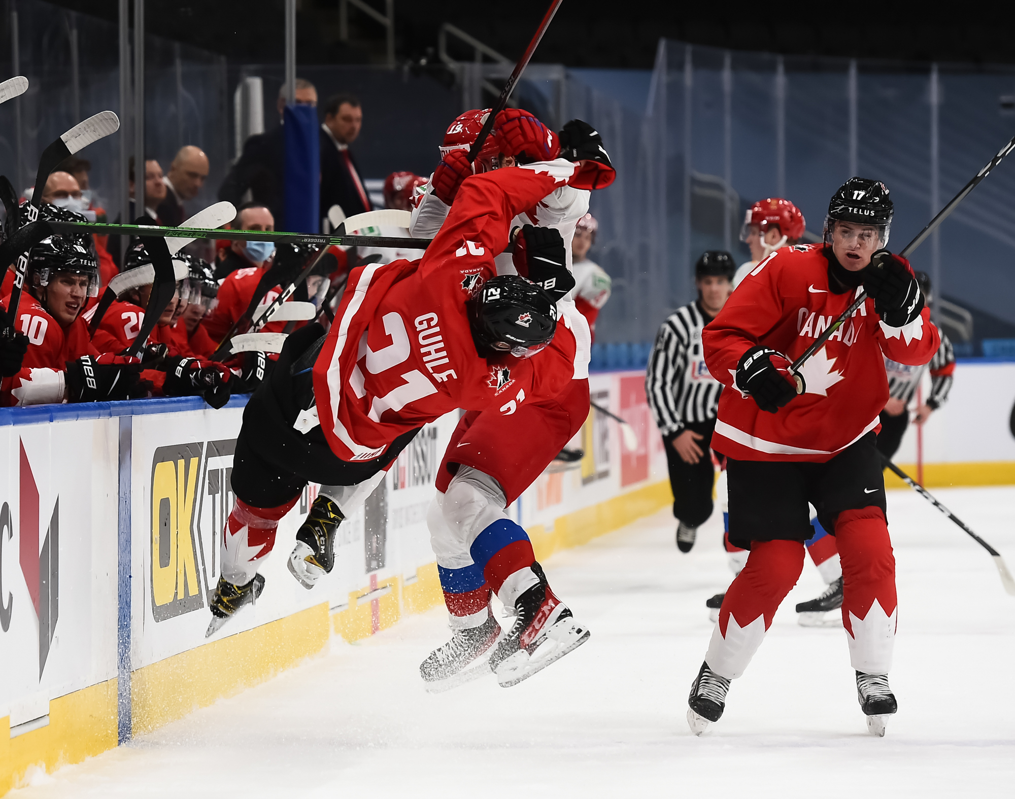 IIHF Canada rolls into gold