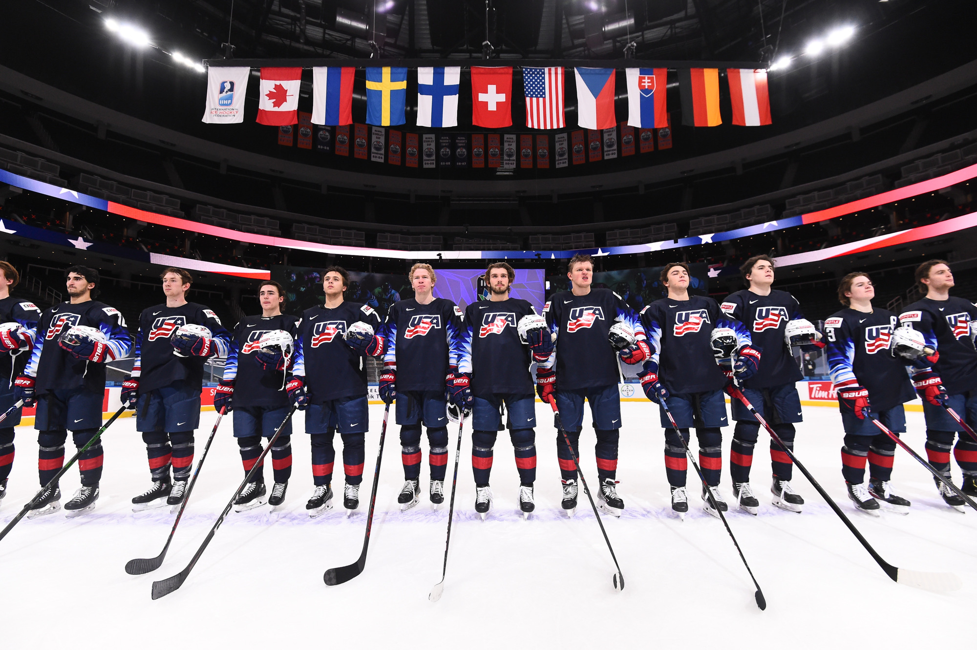 Iihf U S Edges Finns To Make Final