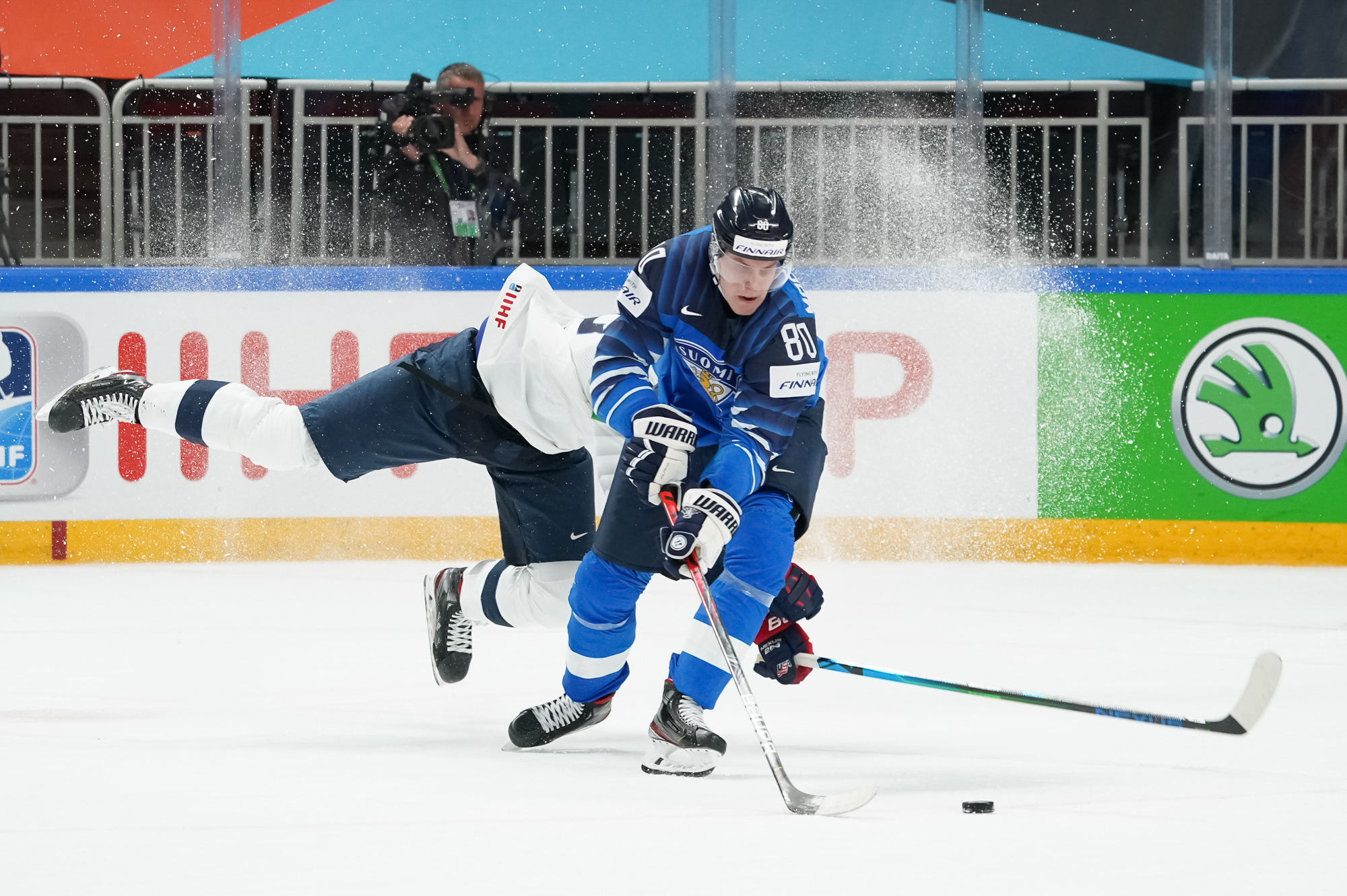 Чемпионат 21 22. Хоккей сборная Финляндии 2021. Ииро Пакаринен. Финляндия США хоккей. Финляндия хоккей чемпионы.