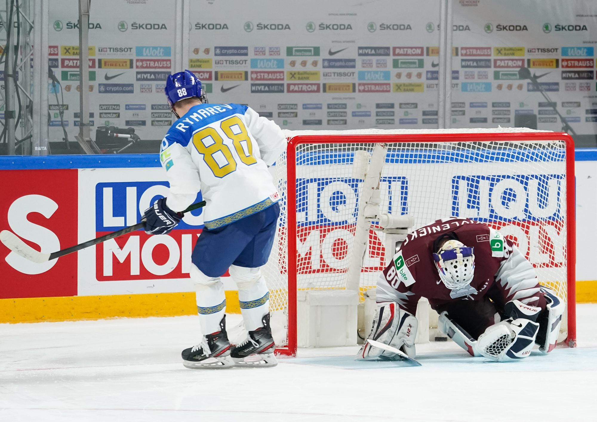 IIHF - Kazakhstan Starts With Shootout Win