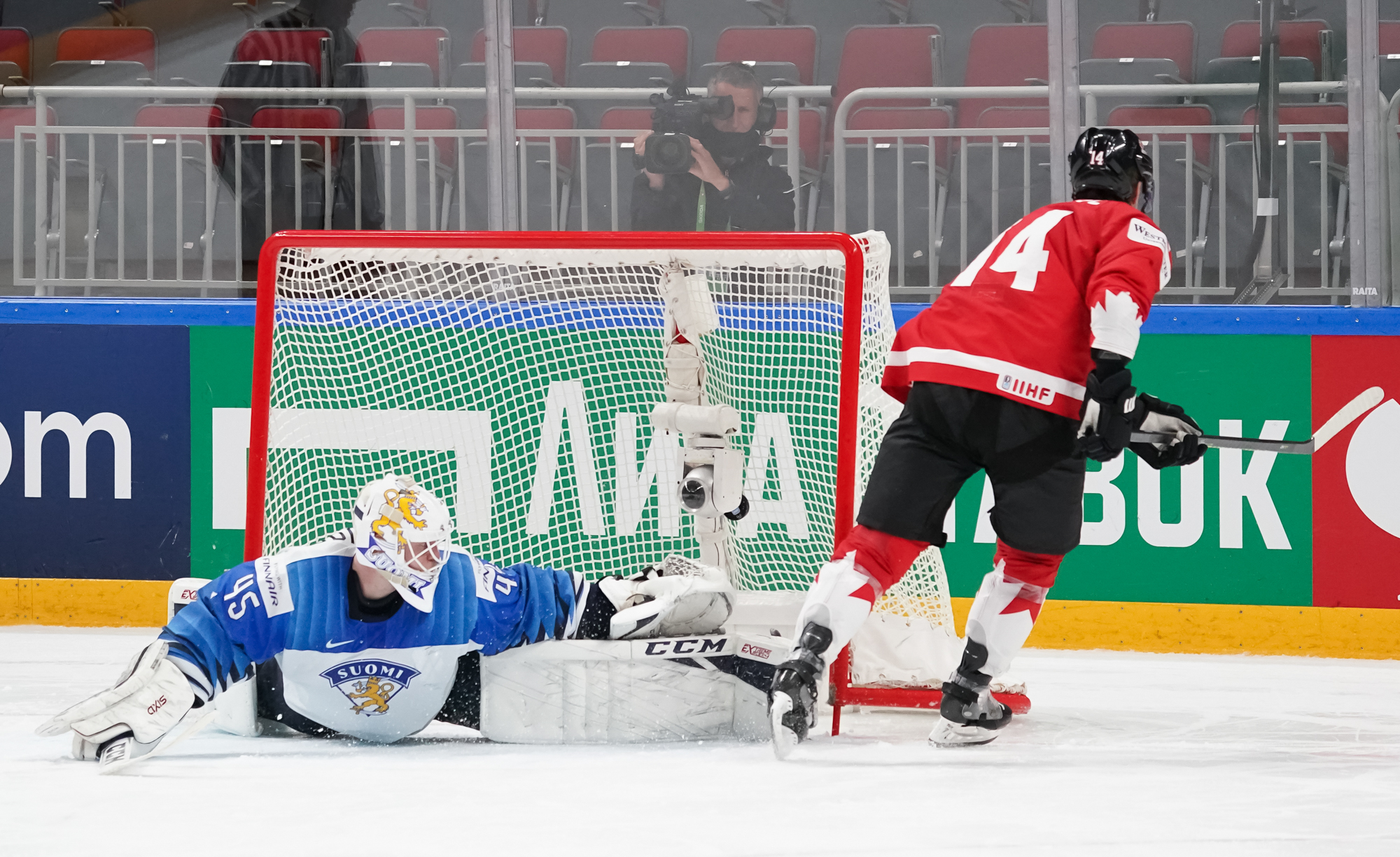 Иноспорт ру хоккей. Матч Канада Финляндия счет 2021. Финал хоккей Канада. Канада Финляндия. Канада Финляндия хоккей.