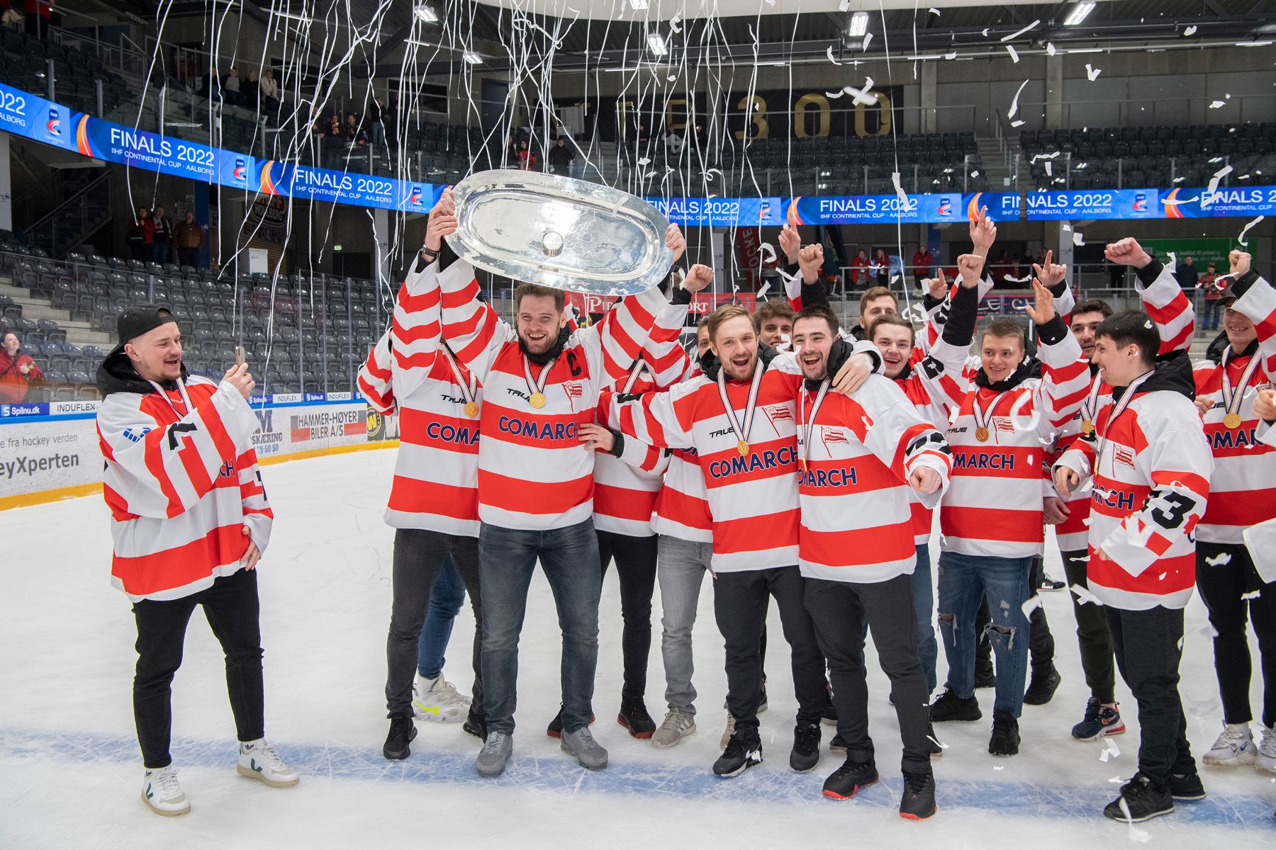 IIHF - Gallery Saryarka Karaganda vs