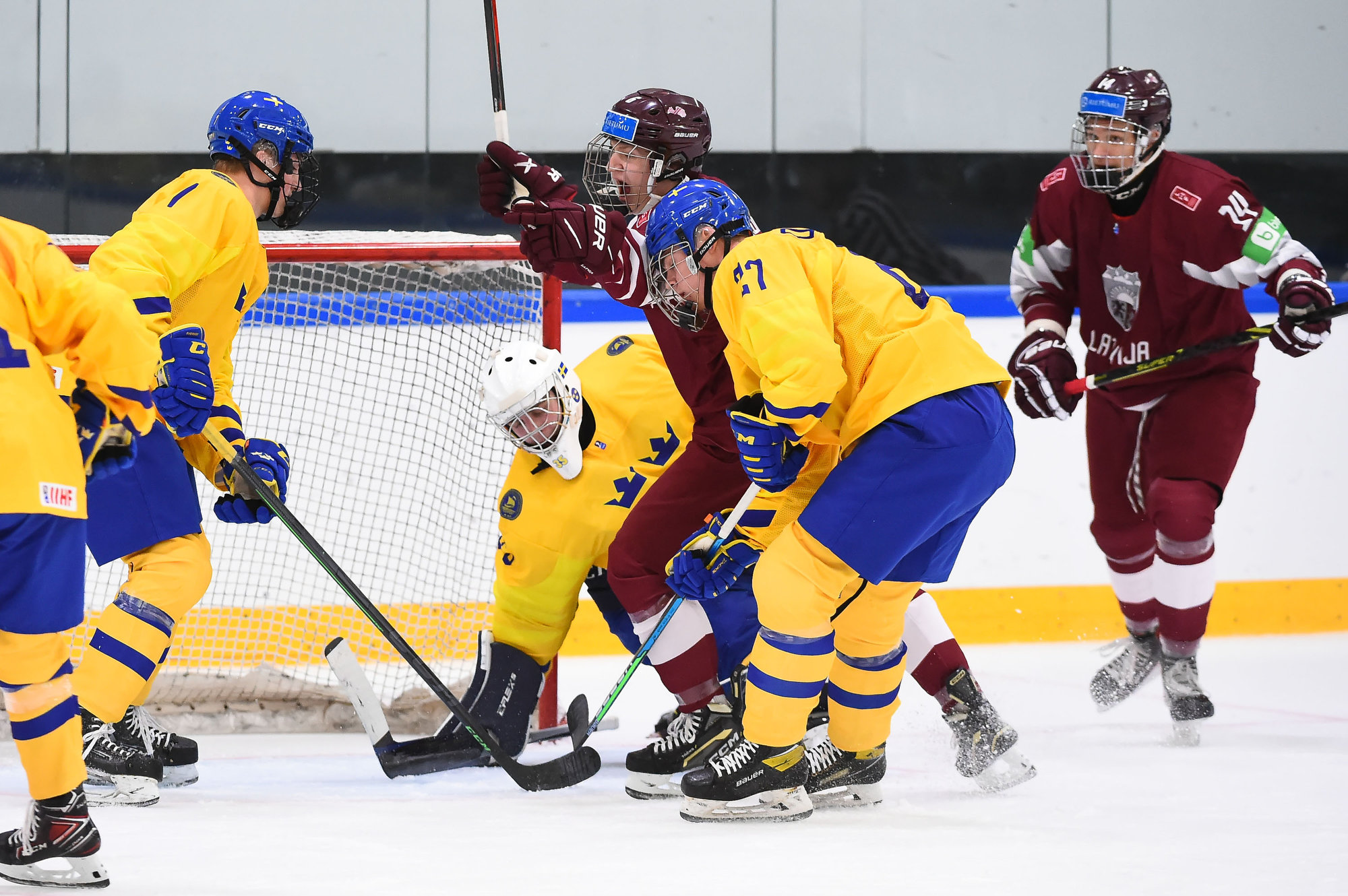 IIHF Latvia Upsets Sweden   G3 Latvswe0206mz 