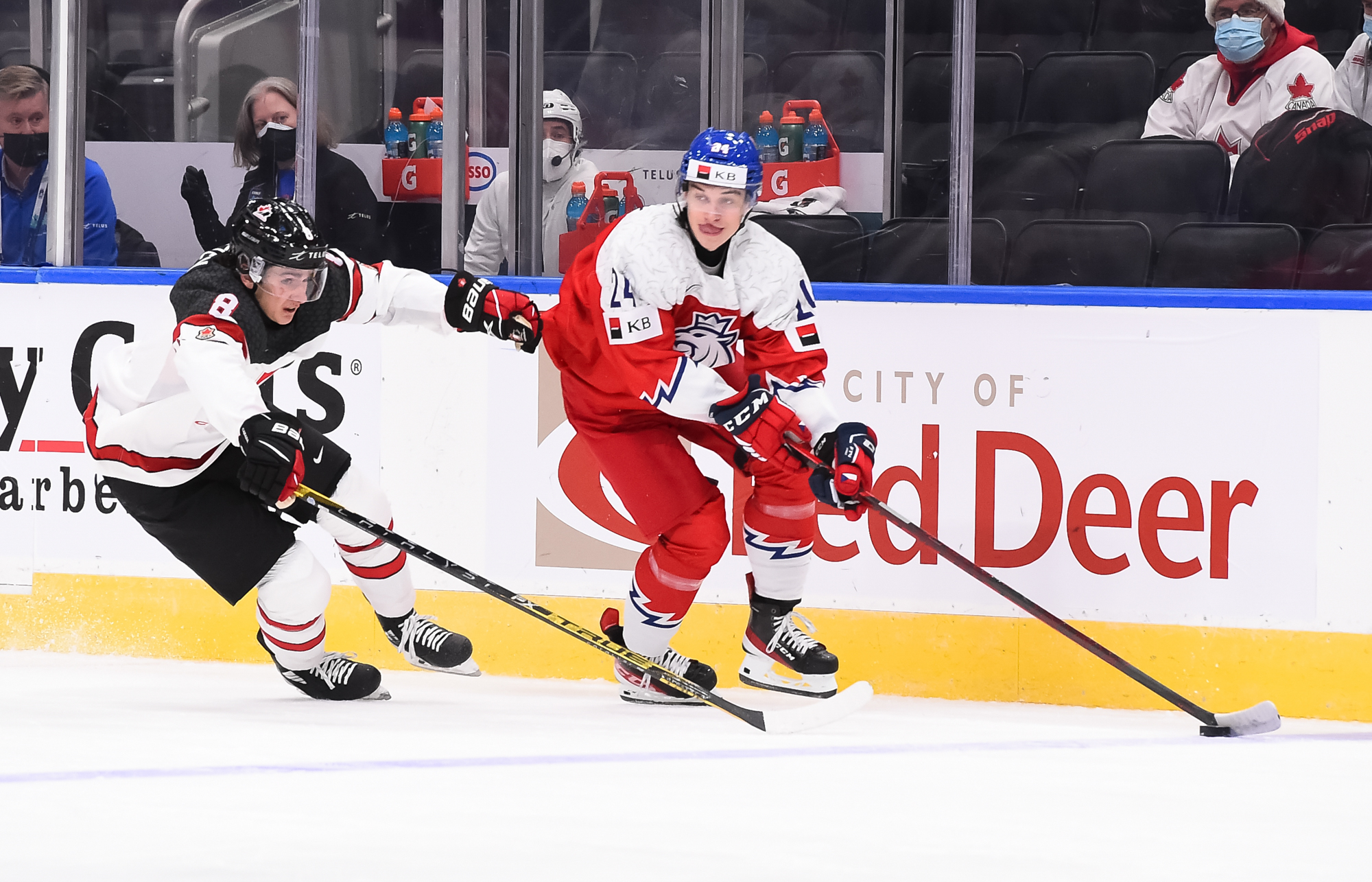 IIHF Gallery Czechia vs Canada 2022 IIHF World Junior Championship