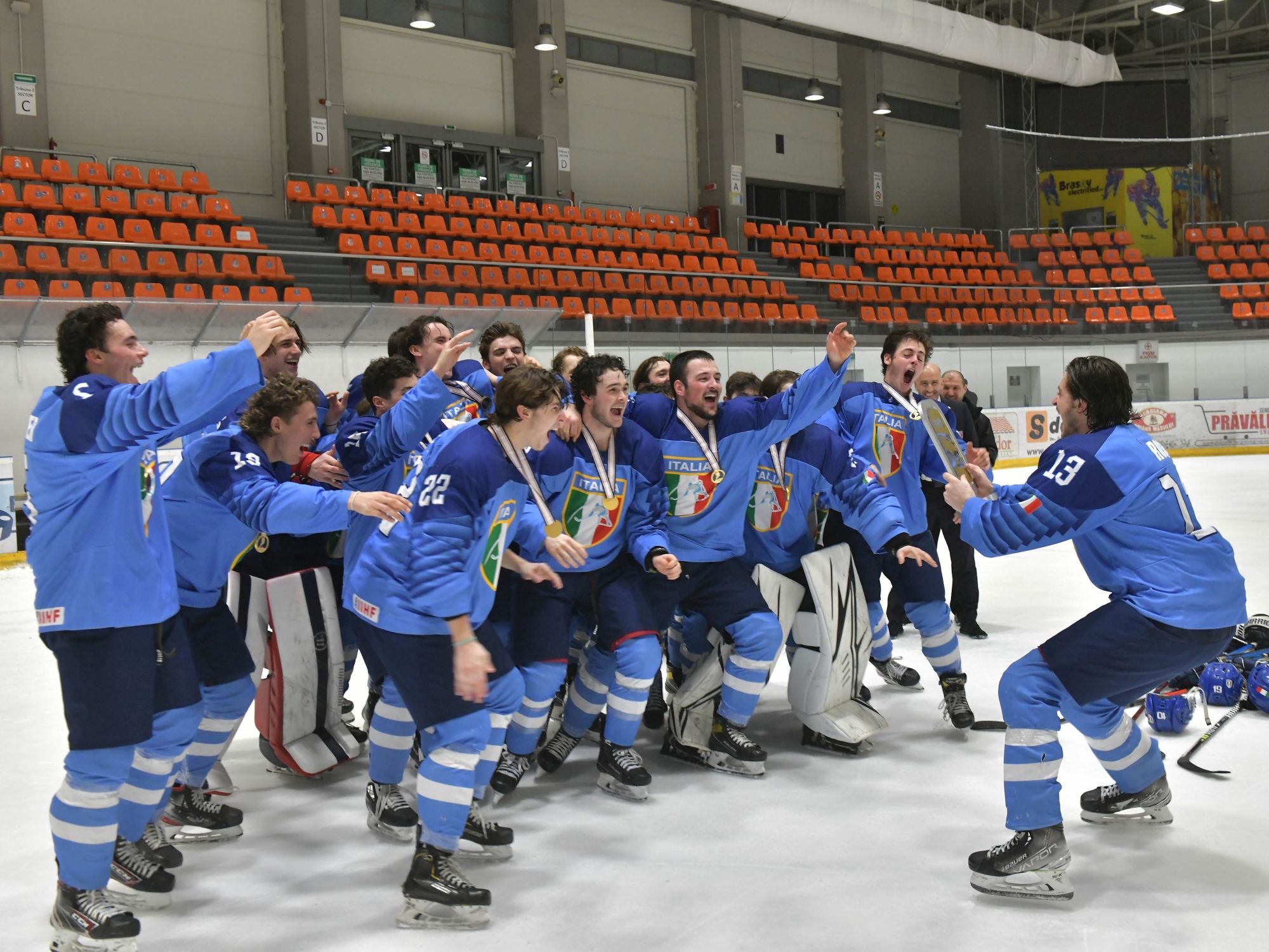 Euro Hockey League - HC Bra landed the Italian men's title for the ninth  time in 15 years as they won a final shoot-out against Tevere.