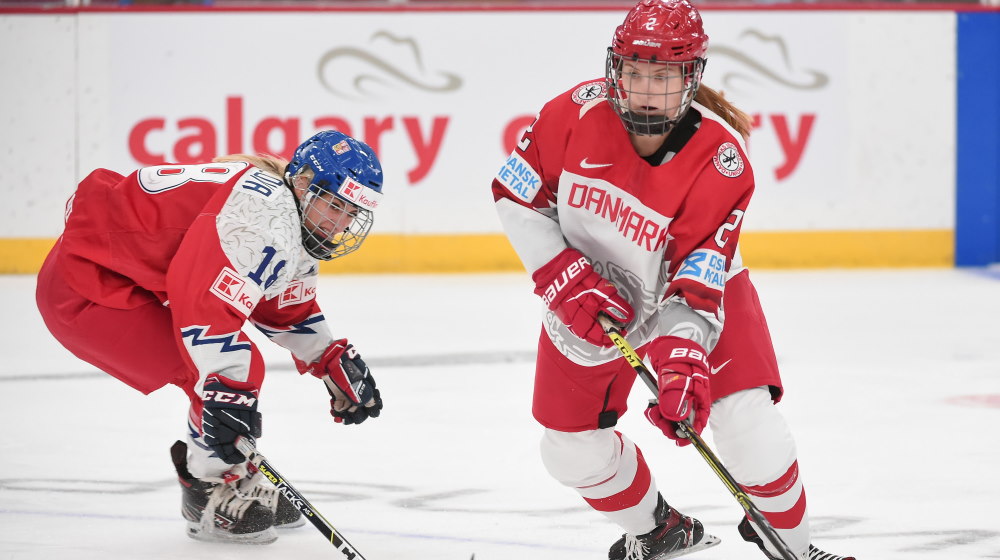 Canadian forward Daoust has learned to lean on her teammates 
