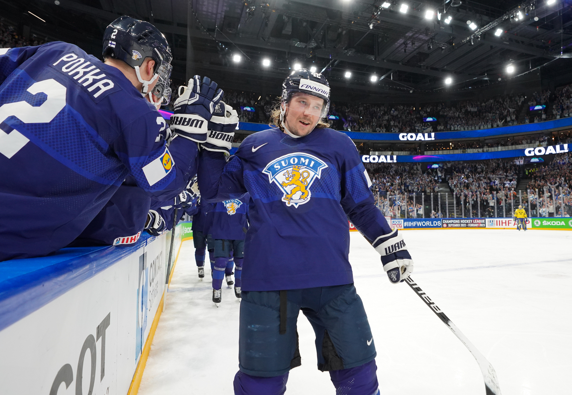 Швеция финляндия 10. Юсси Ватанен. Hockey Sweden Finland. Атмосфера на хоккее в Швеции. Германия; Франция; Швейцария; Швеция; Финляндии.