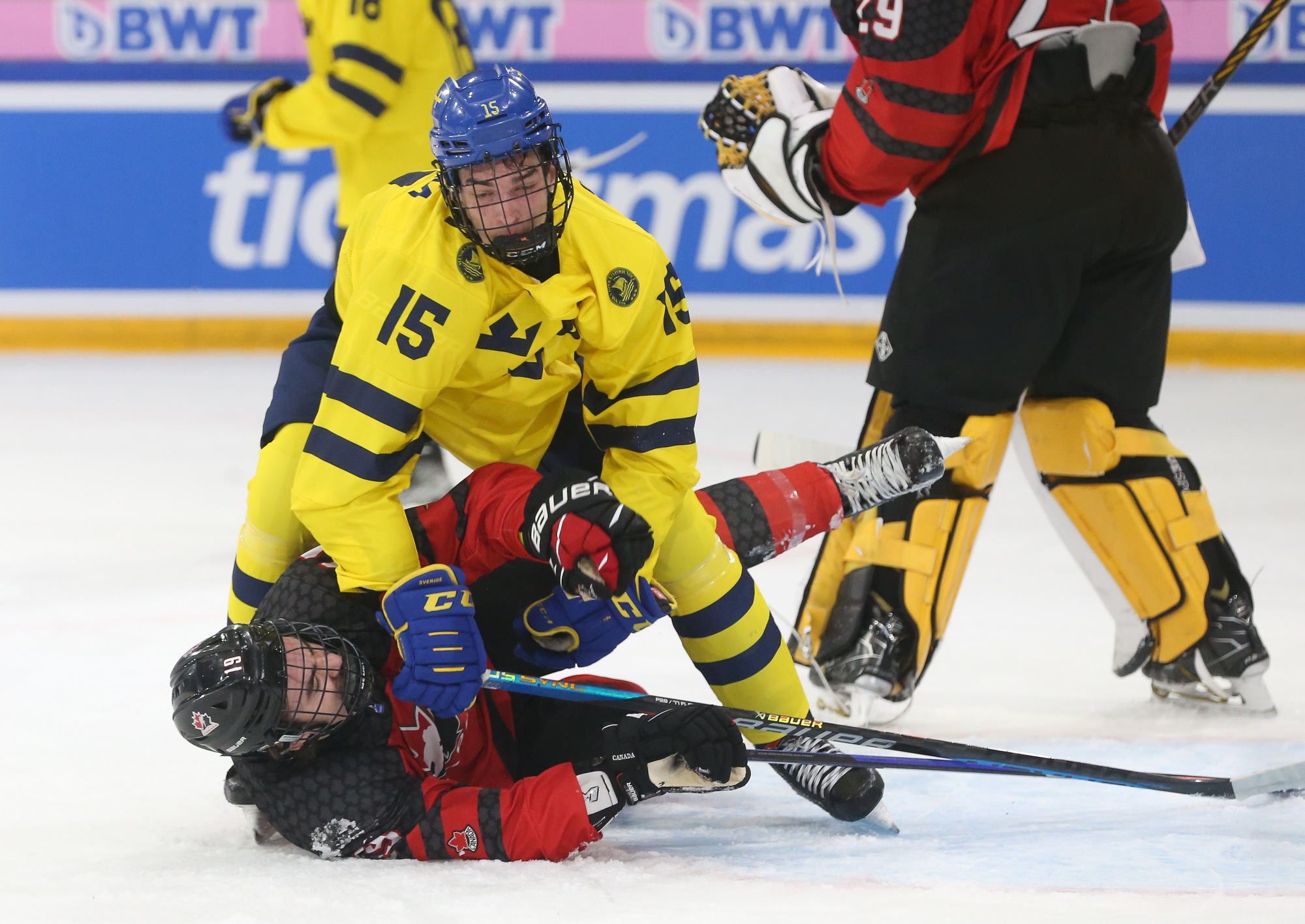 IIHF Gallery Canada vs Sweden 2023 IIHF Ice Hockey U18 World