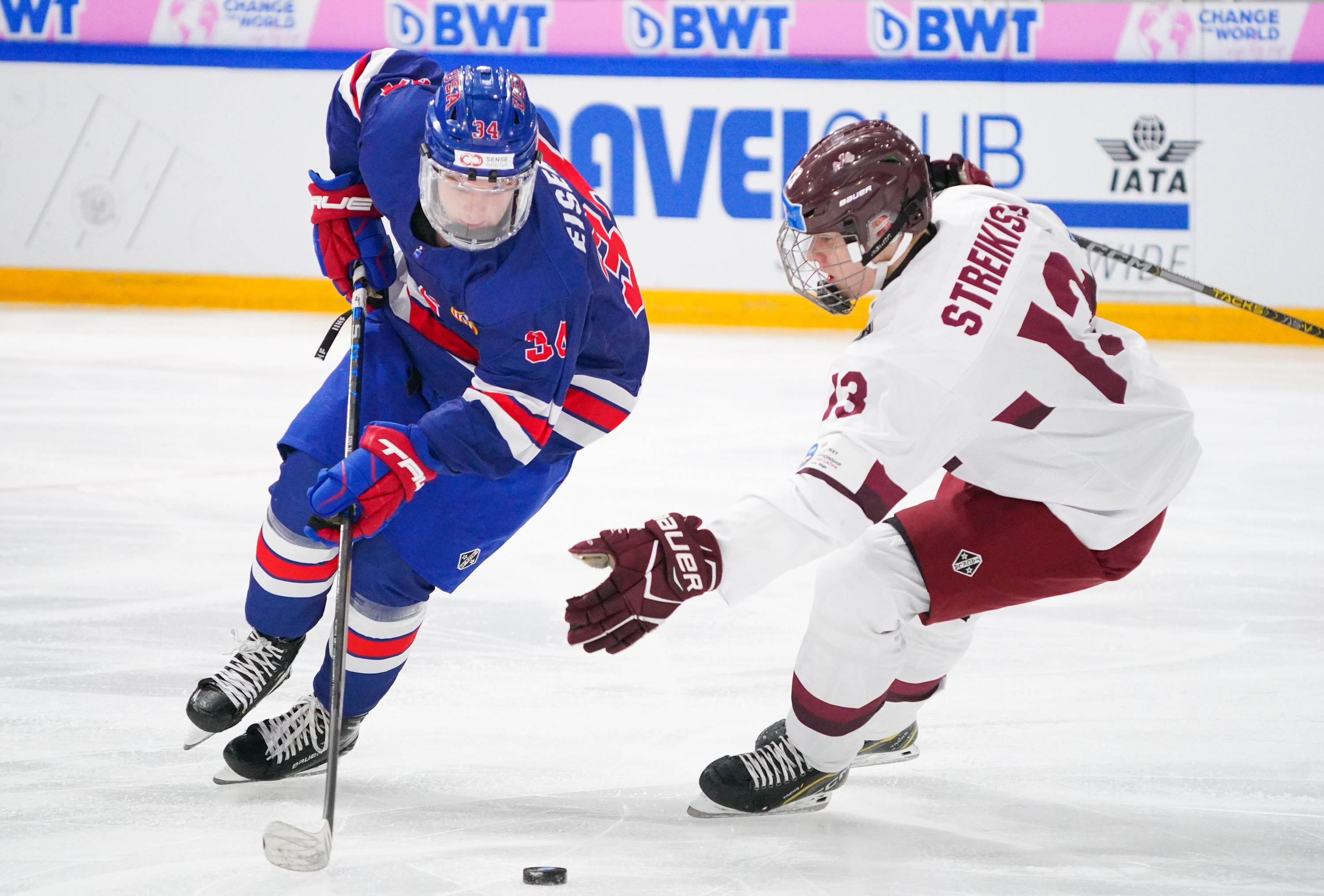 IIHF – ASV pārspēja Latviju