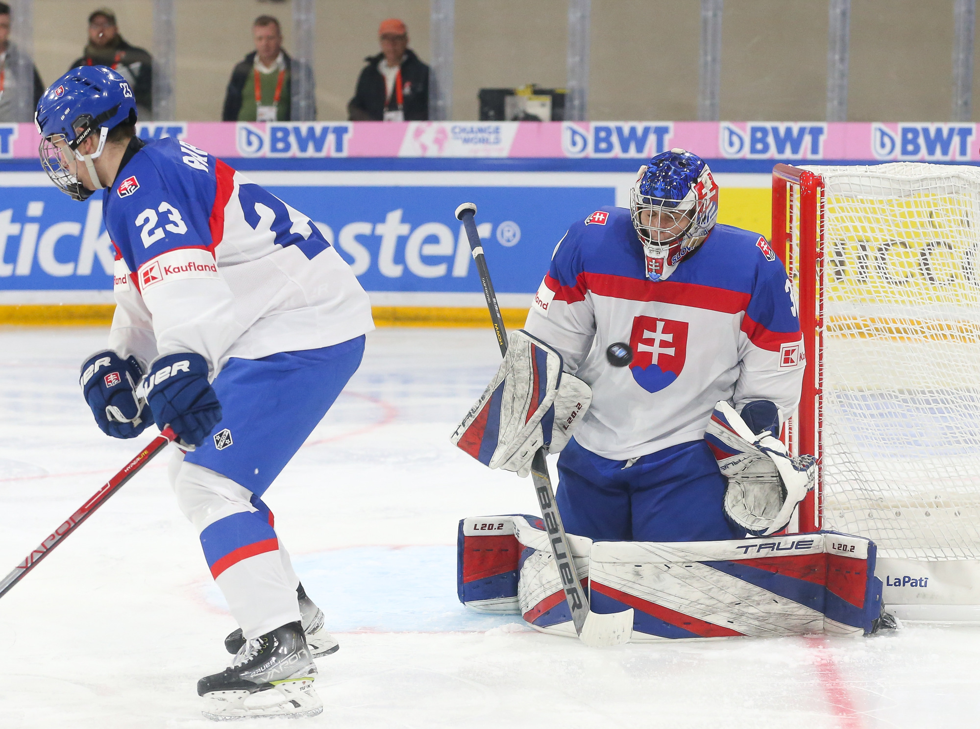 Germany vs Slovakia - 2023 IIHF Ice Hockey U18 World Championship