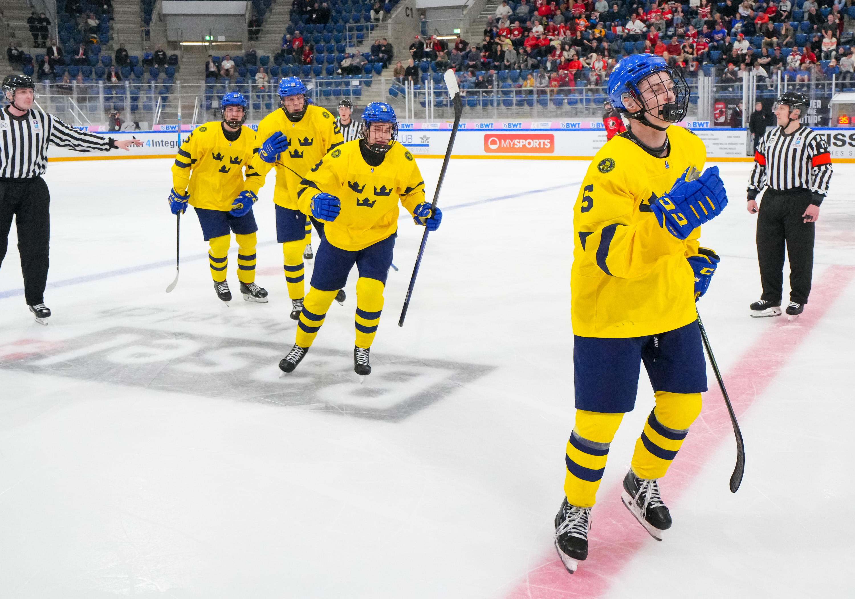 IIHF Gallery Sweden vs Canada (SF) 2023 IIHF Ice Hockey U18 World