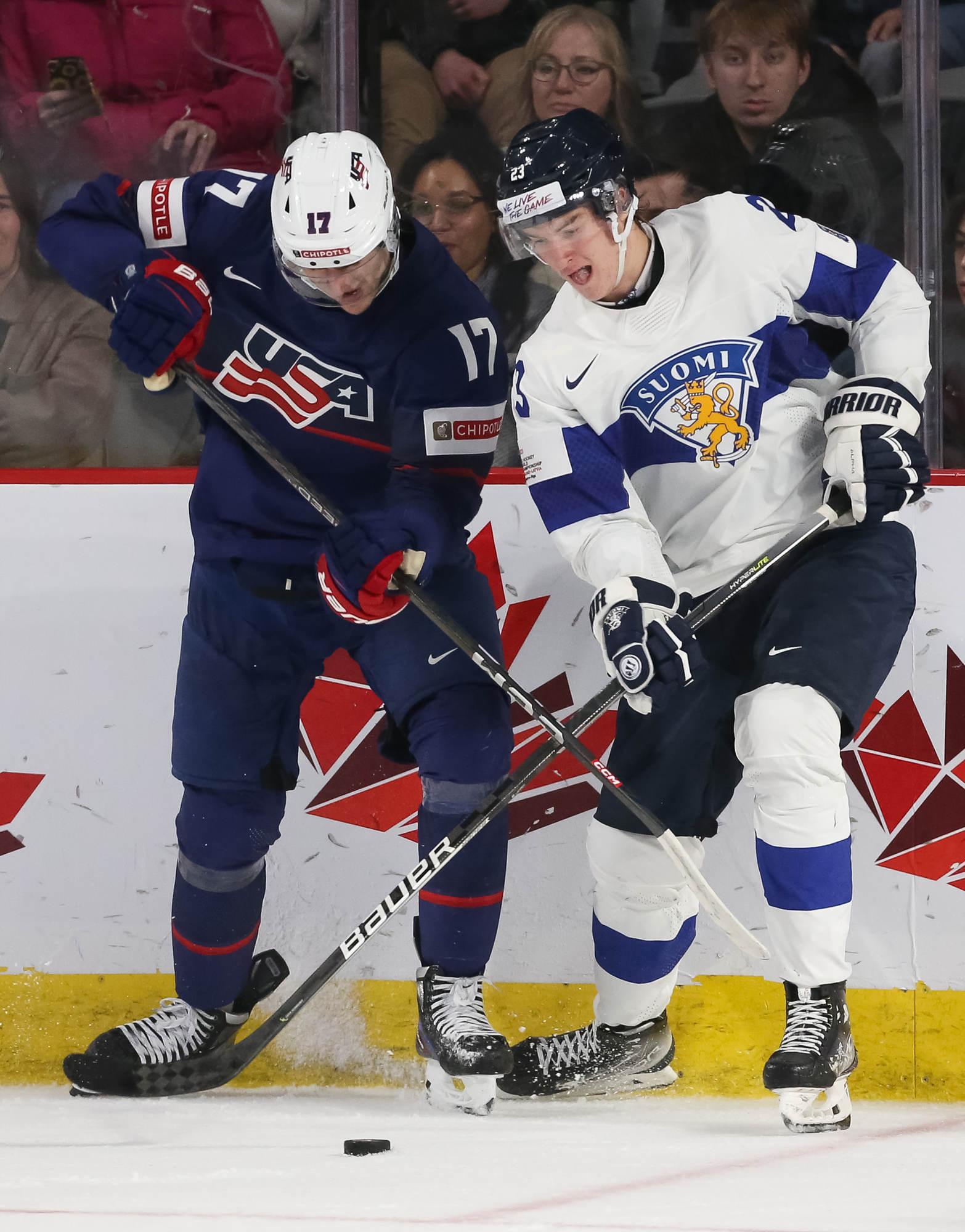 IIHF Gallery United States vs Finland 2023 IIHF World Junior