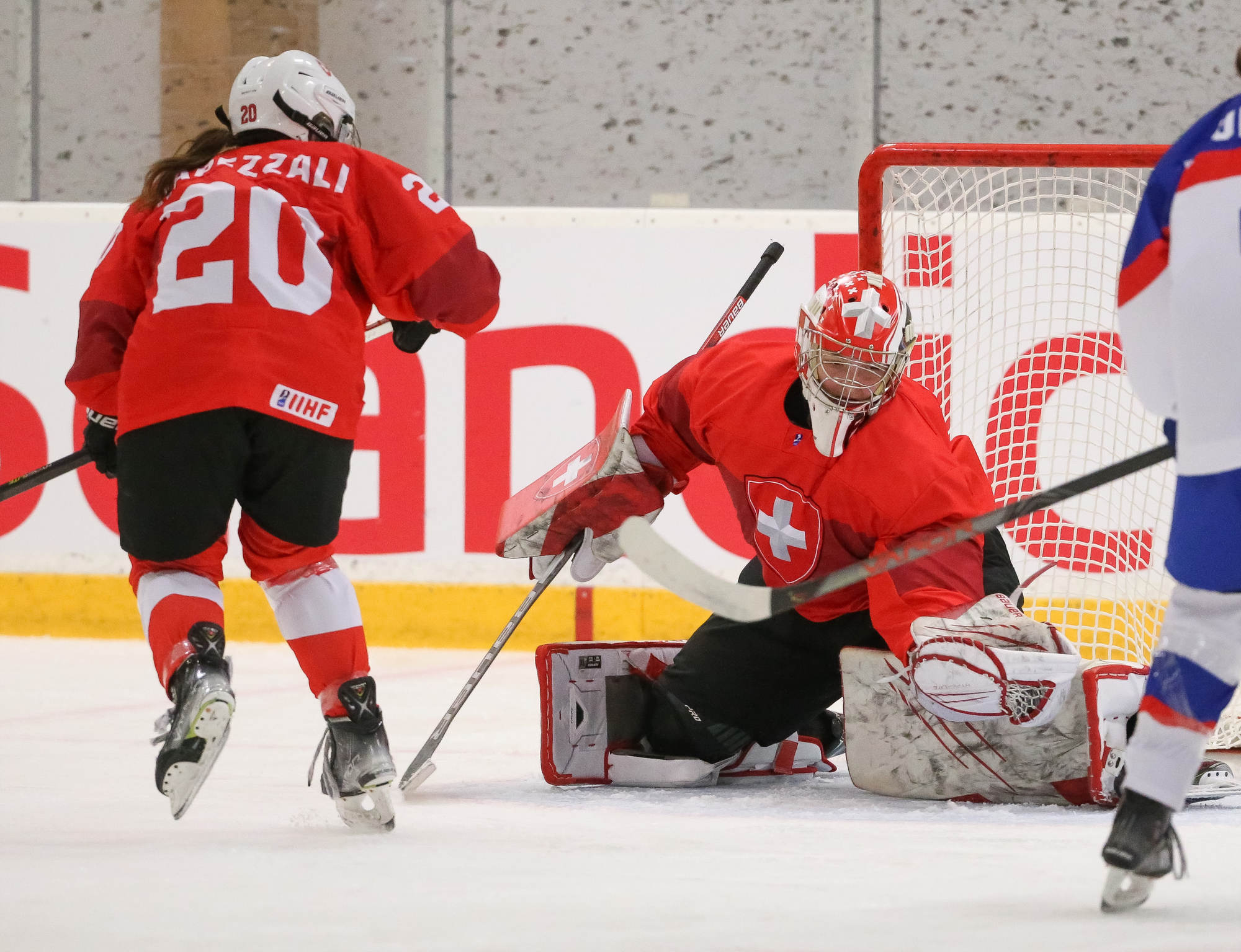 Slovak hockey player Nela Lopušanová debuts in the US with four goals 