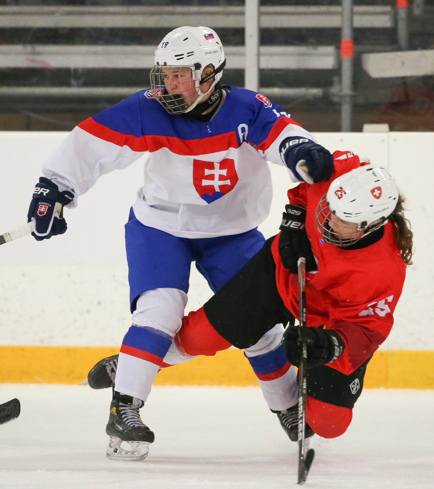 Slovak hockey player Nela Lopušanová debuts in the US with four goals 