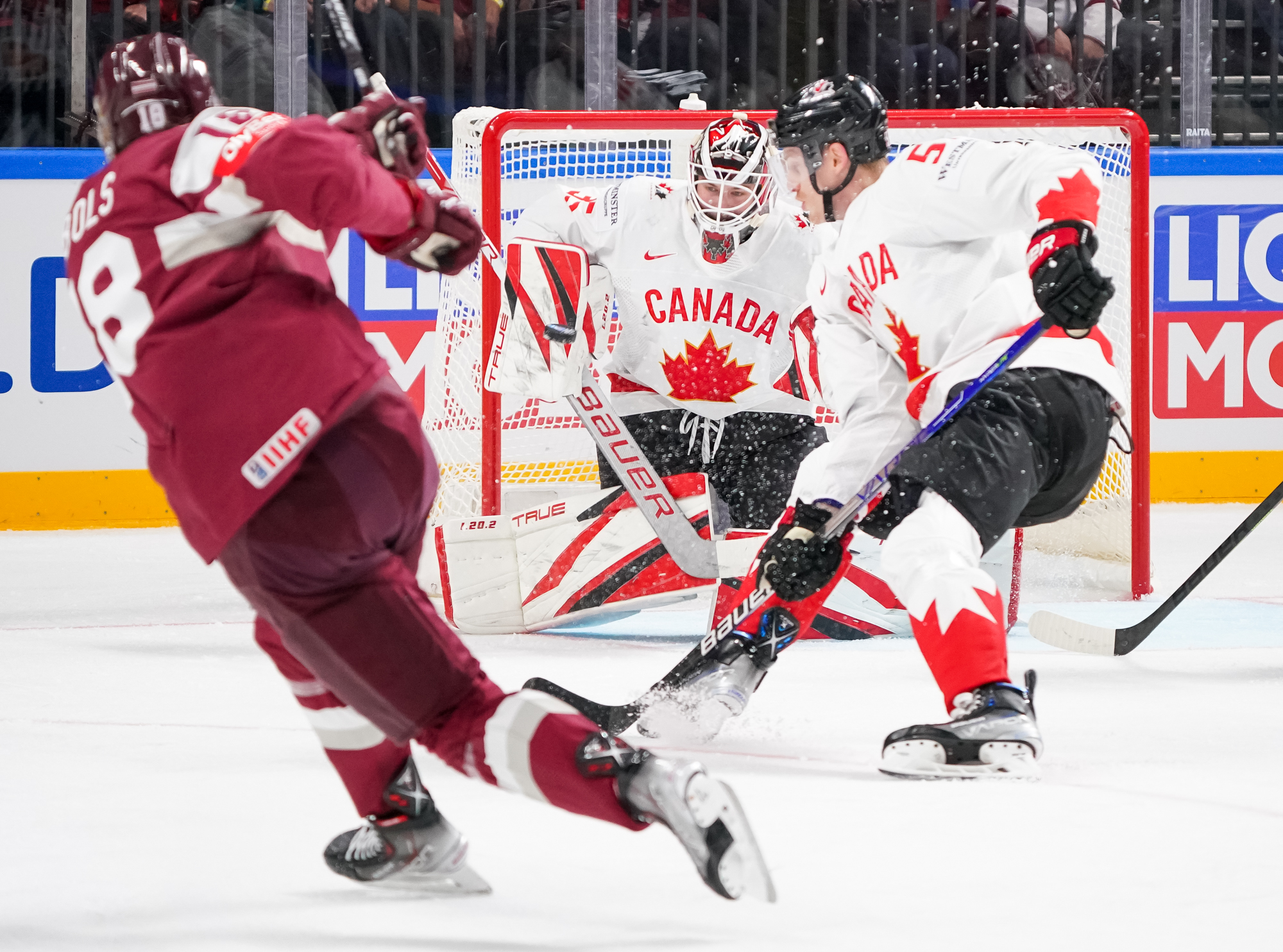 Canadá se encarga de los anfitriones