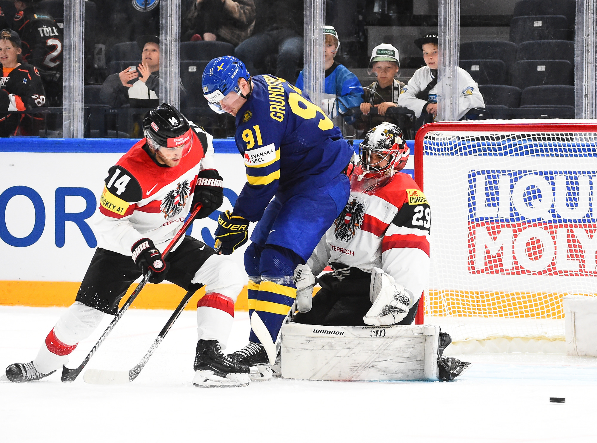 IIHF - Gallery Sweden vs Austria