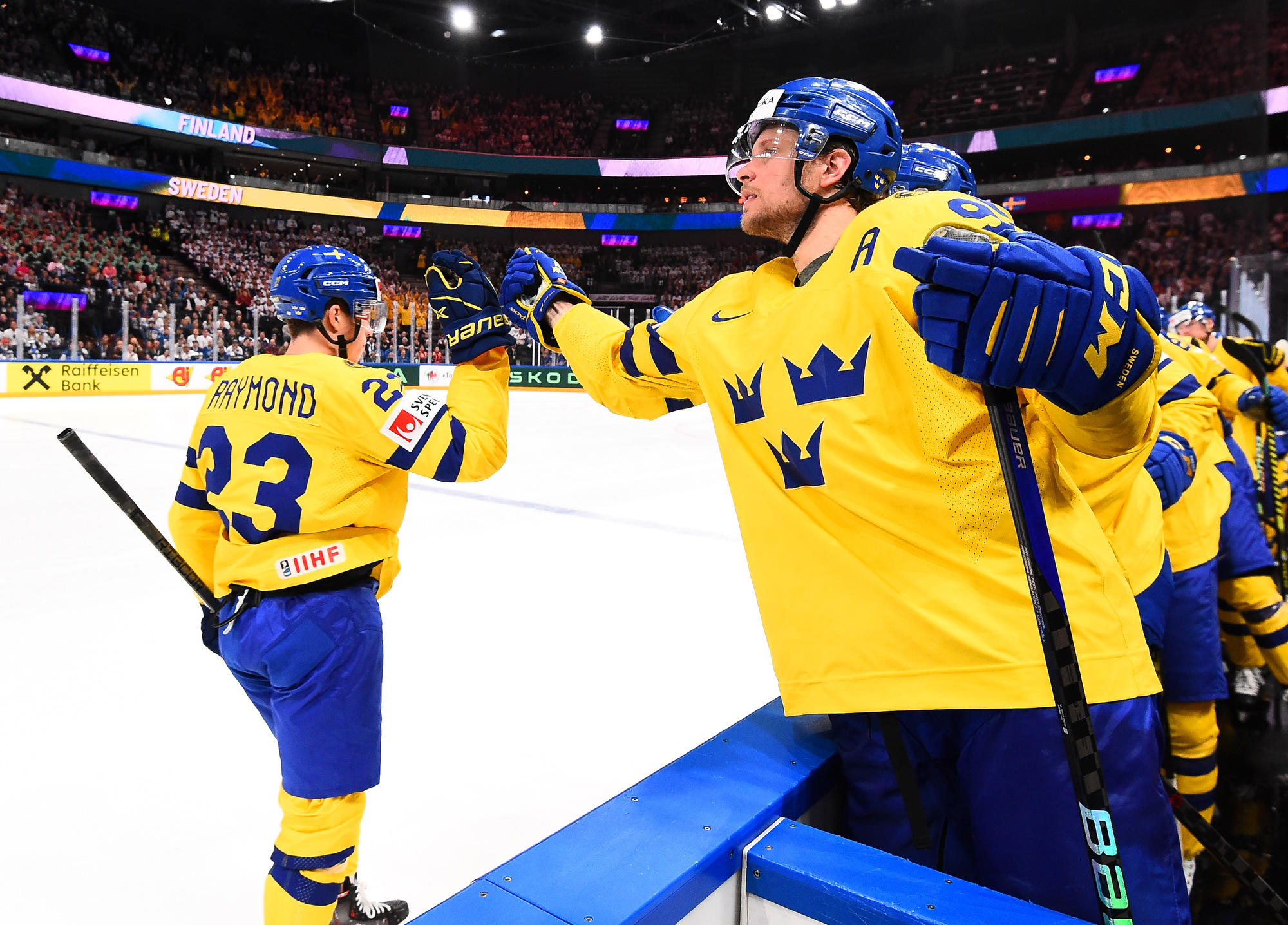 IIHF Sweden shoots Finland down