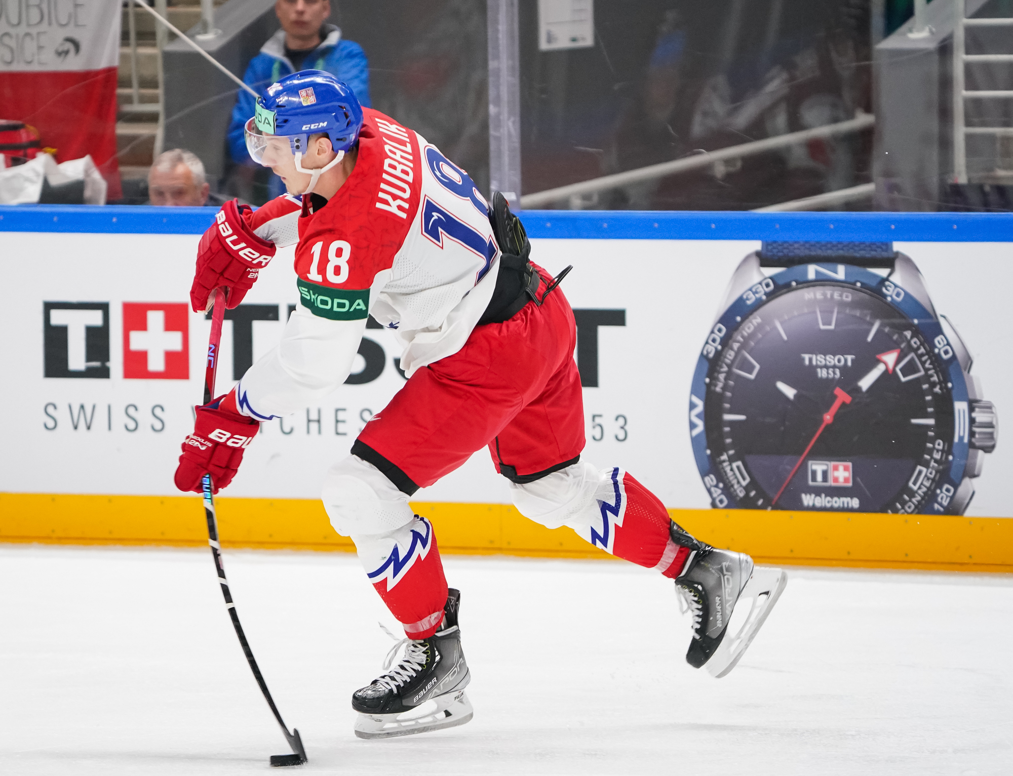 Czechs hand Latvia a heavy defeat at ice hockey worlds / Article