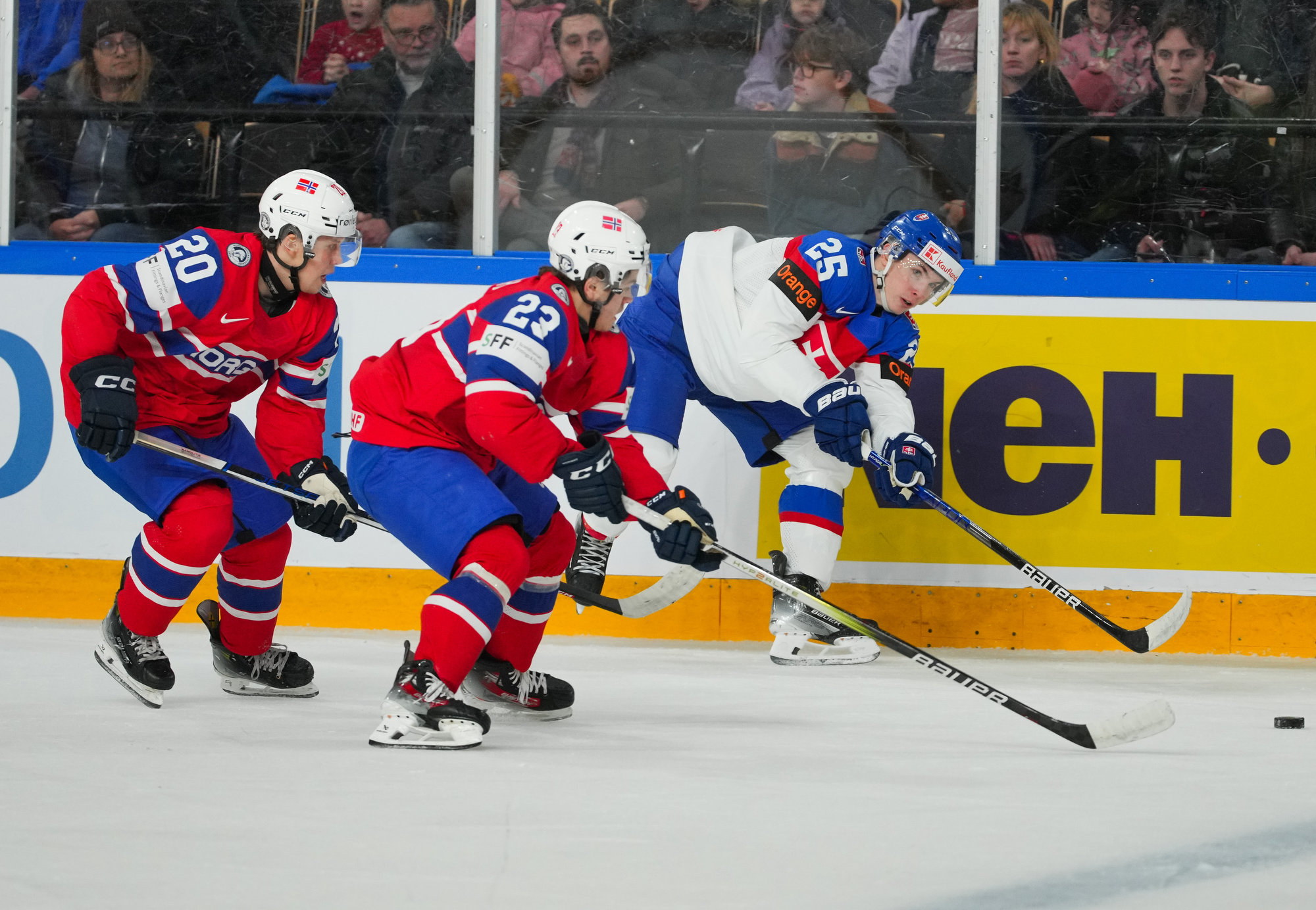 IIHF Gallery Norway vs Slovakia 2024 IIHF World Junior Championship