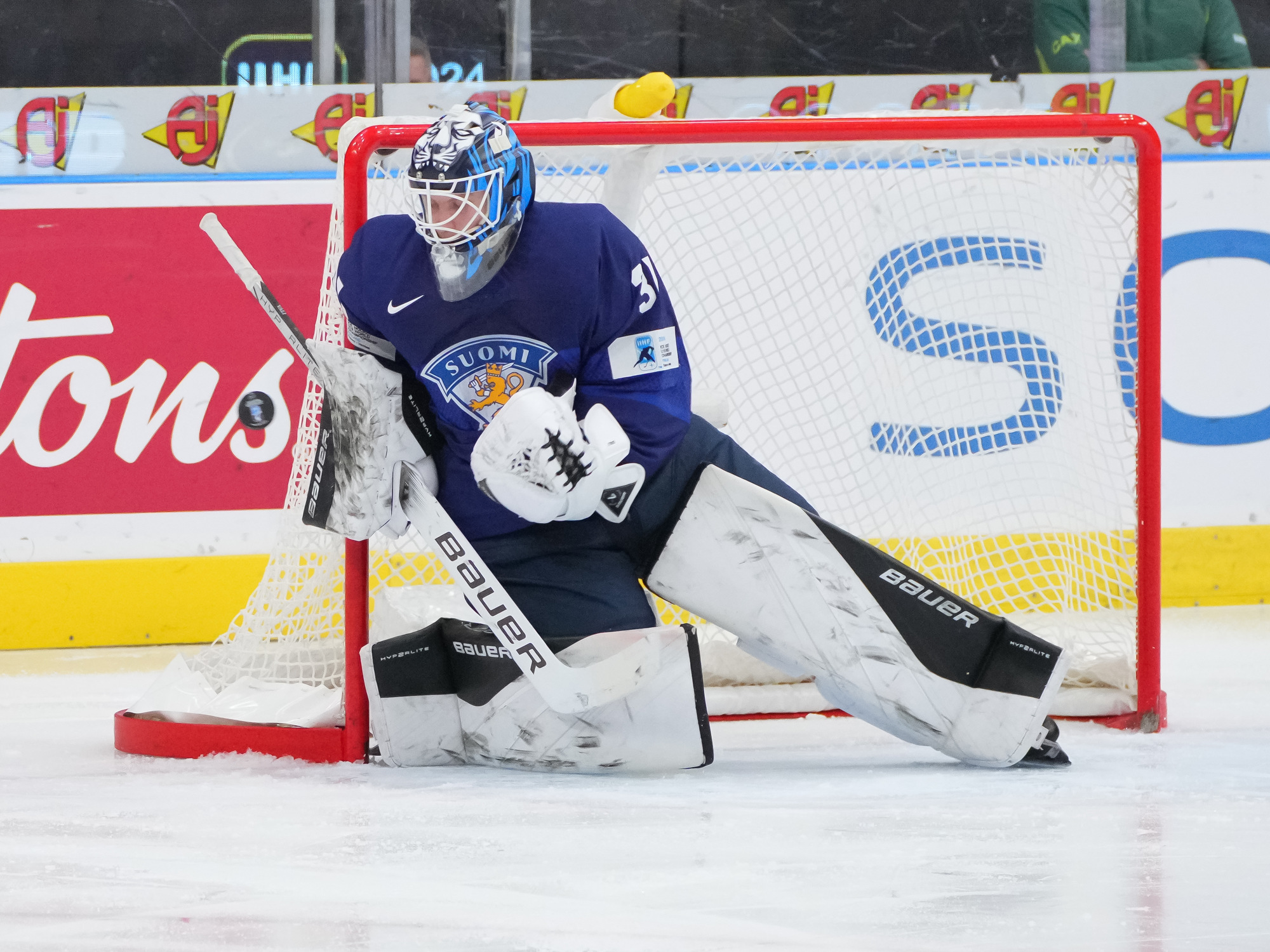 IIHF Finns Win Sweden Still First   20231231 381122 Mz 