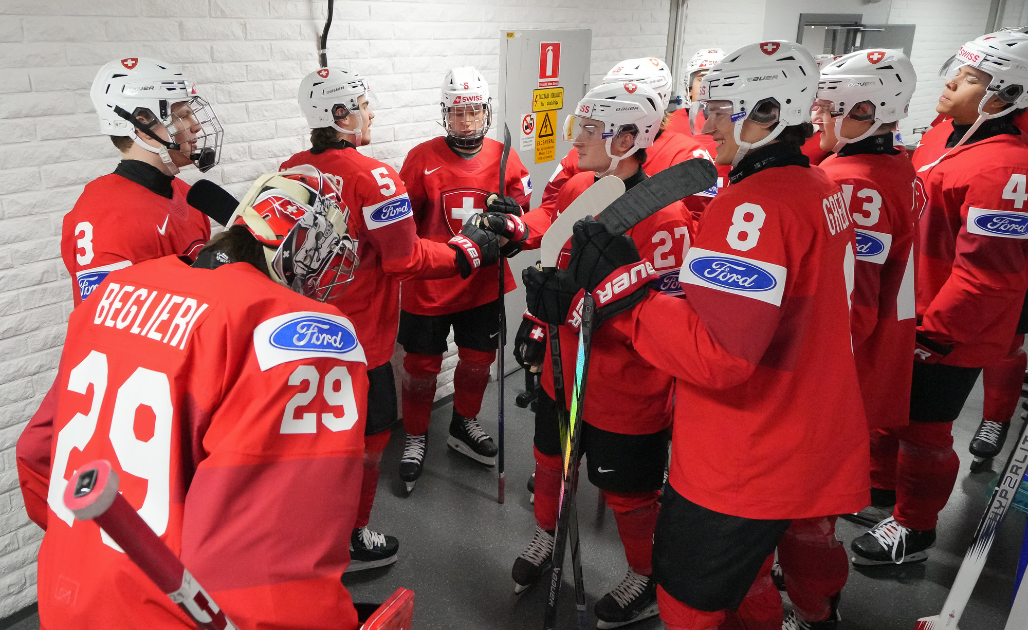 IIHF Gallery Sweden Vs Switzerland QF 2024 IIHF World Junior   20240102 388636 Mz 