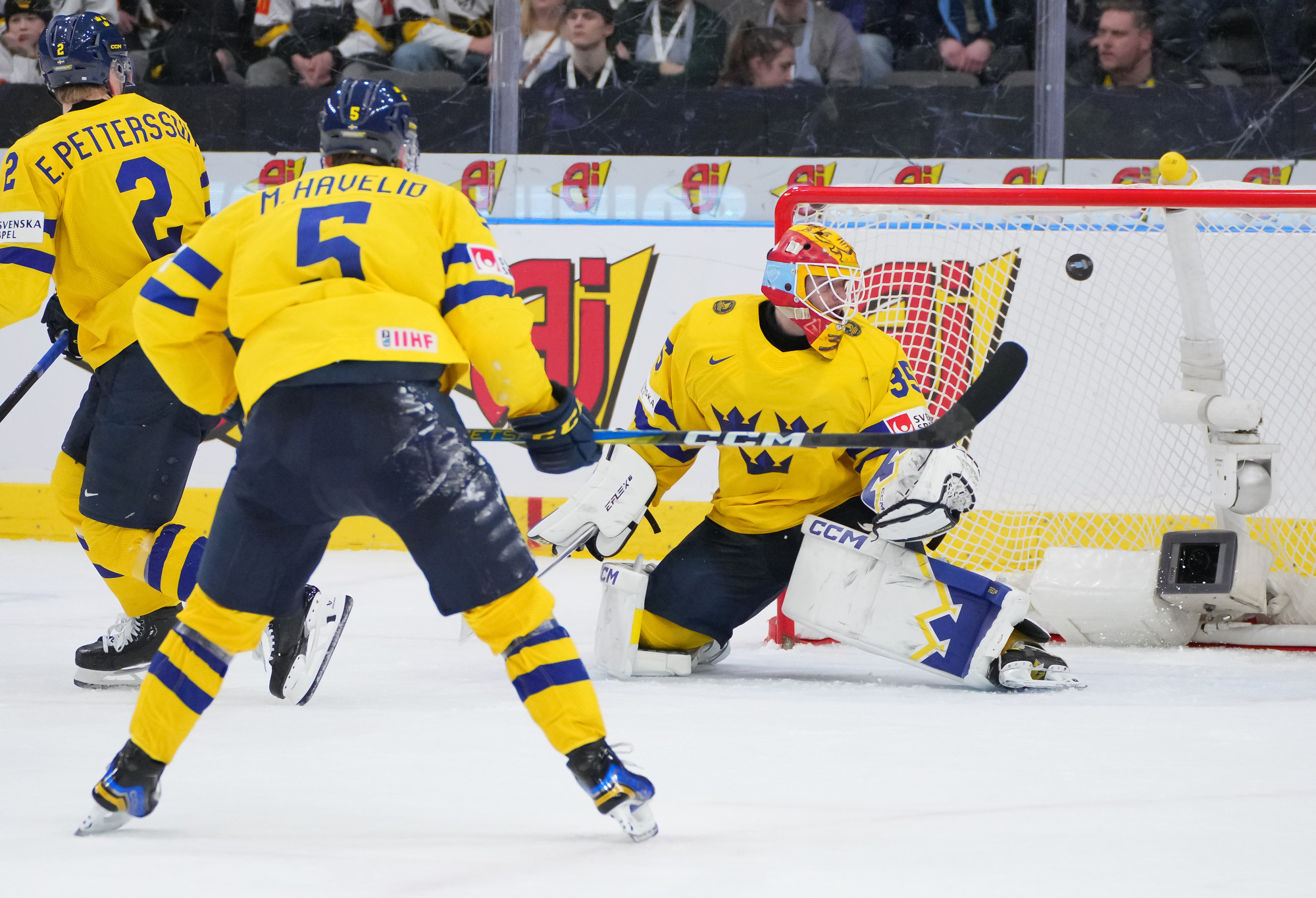 IIHF Gallery Sweden Vs Switzerland QF 2024 IIHF World Junior   20240102 389752 Mz 