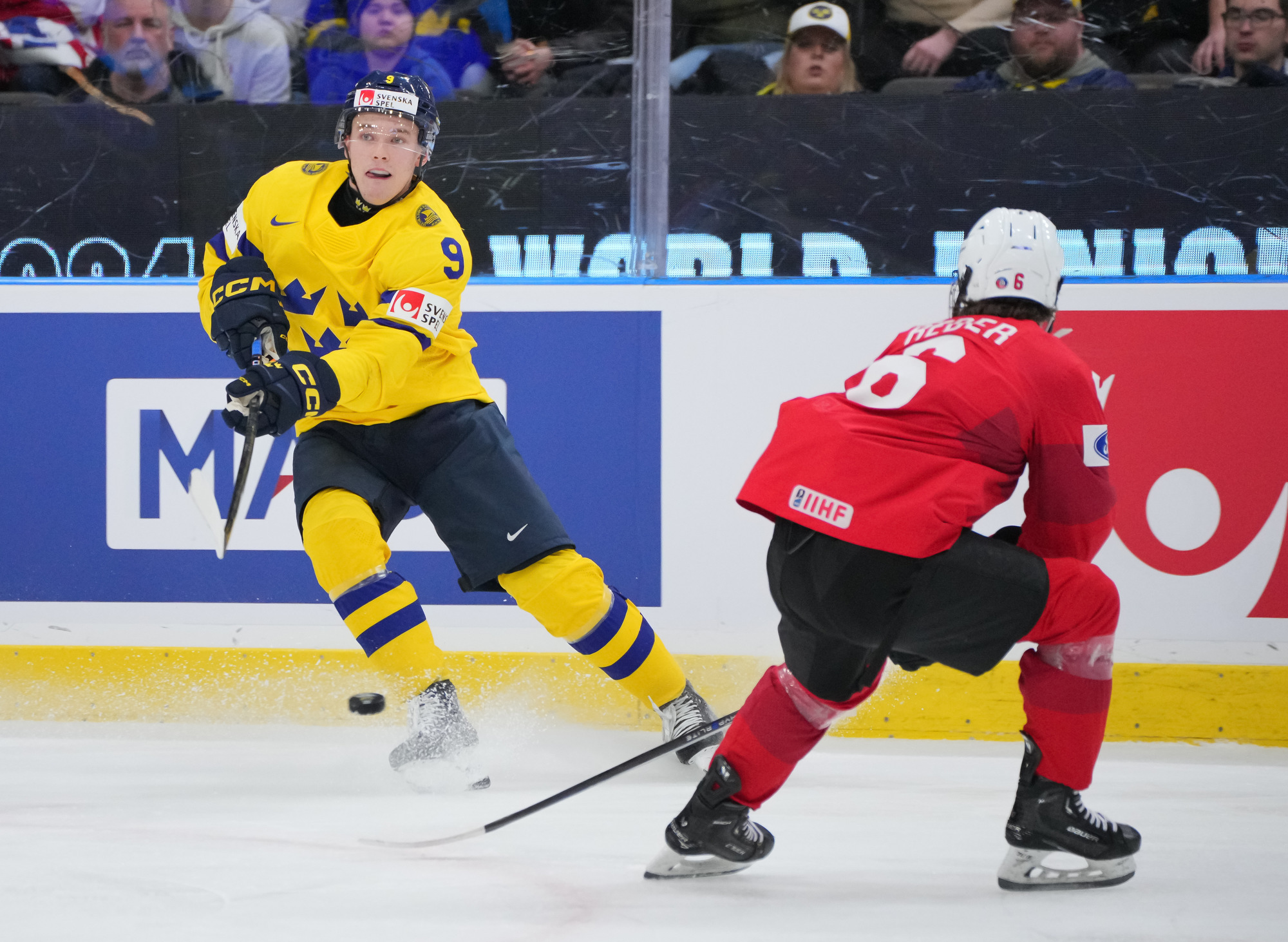 IIHF Gallery Sweden Vs Switzerland QF 2024 IIHF World Junior   20240102 390016 Mz 