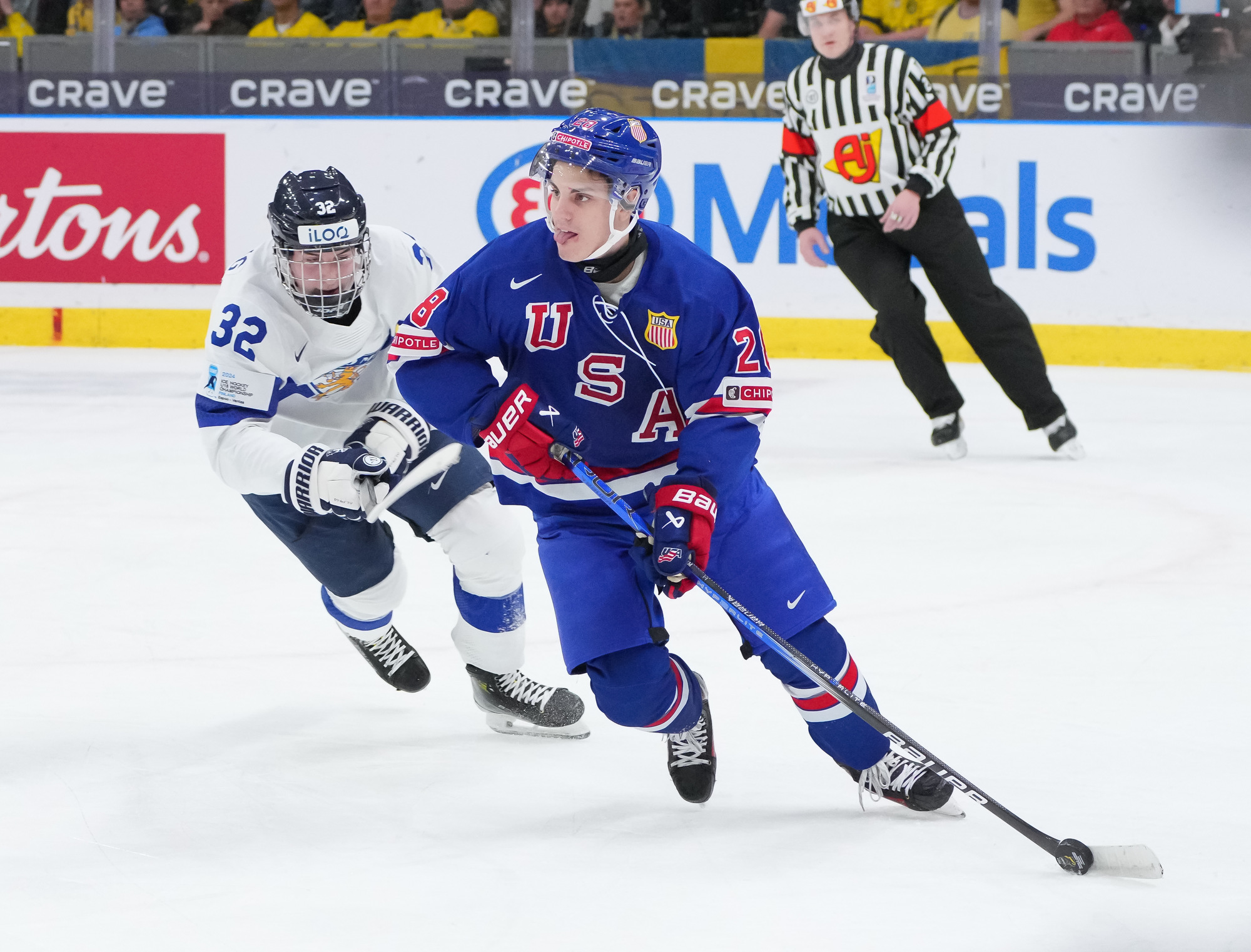 IIHF Gallery United States vs Finland (SF) 2024 IIHF World Junior