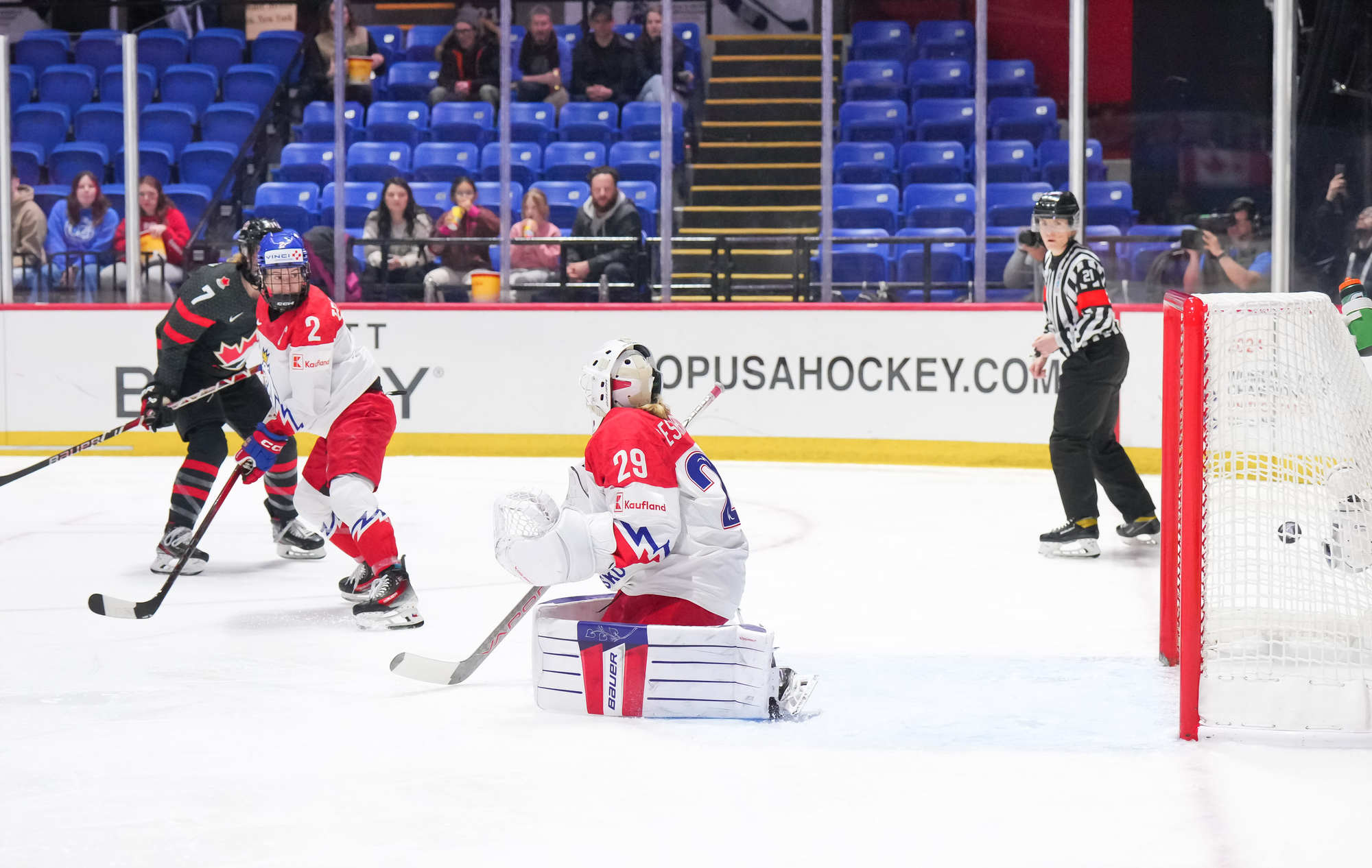 IIHF Gallery CAN vs. CZE 2024 IIHF Women's World Championship