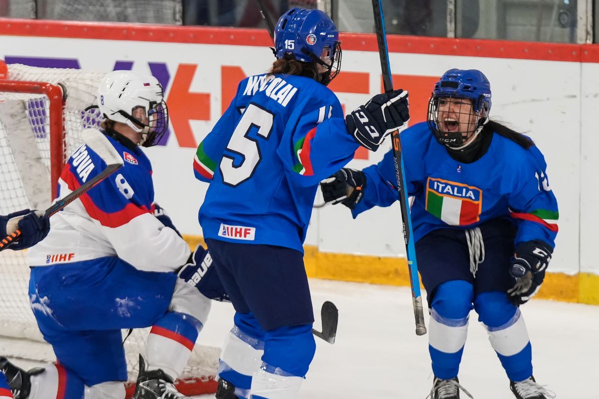 IIHF – Italia sorprende a Eslovaquia