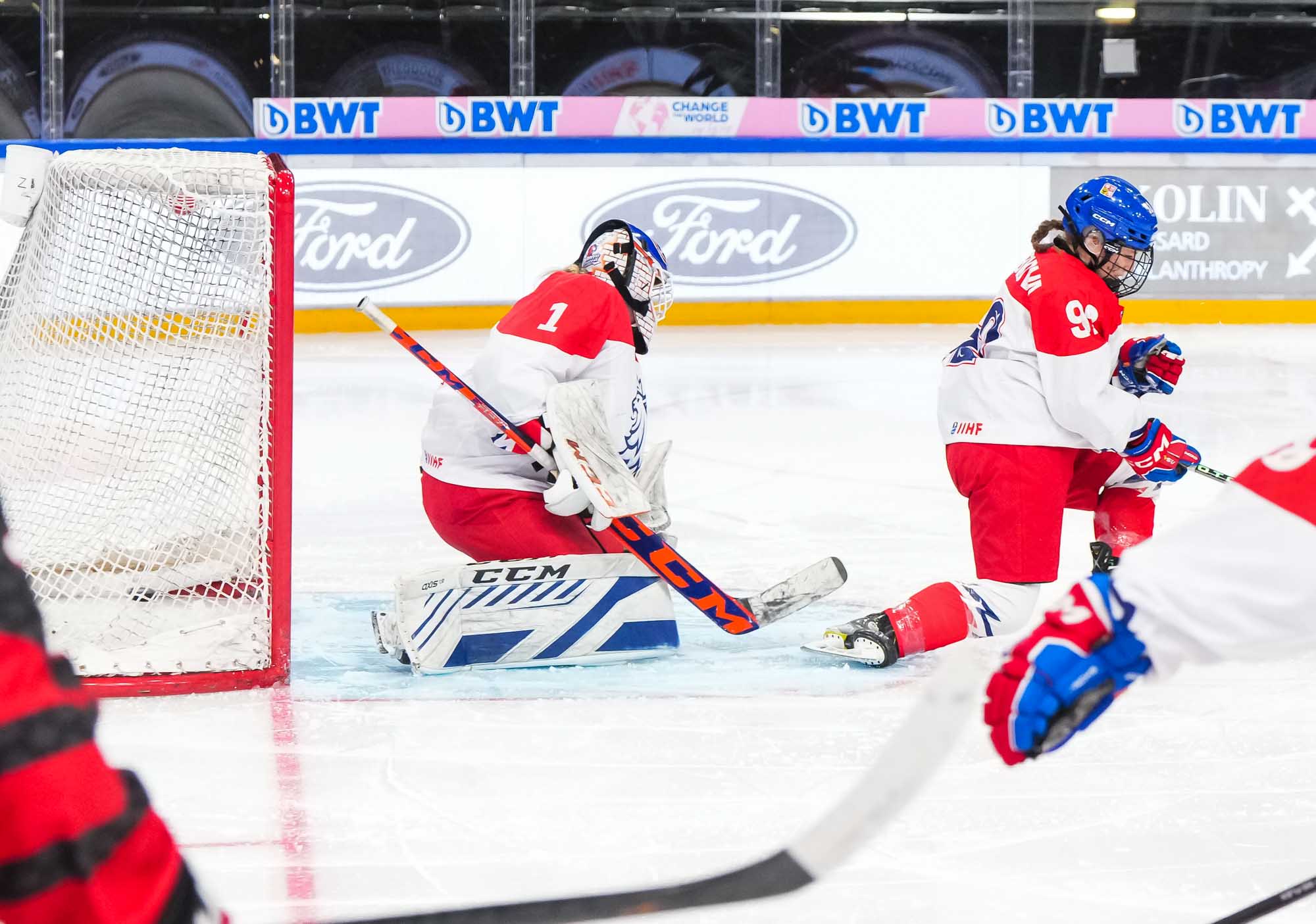 IIHF Gallery Canada vs Czechia 2024 IIHF Ice Hockey U18 Women's World Championship